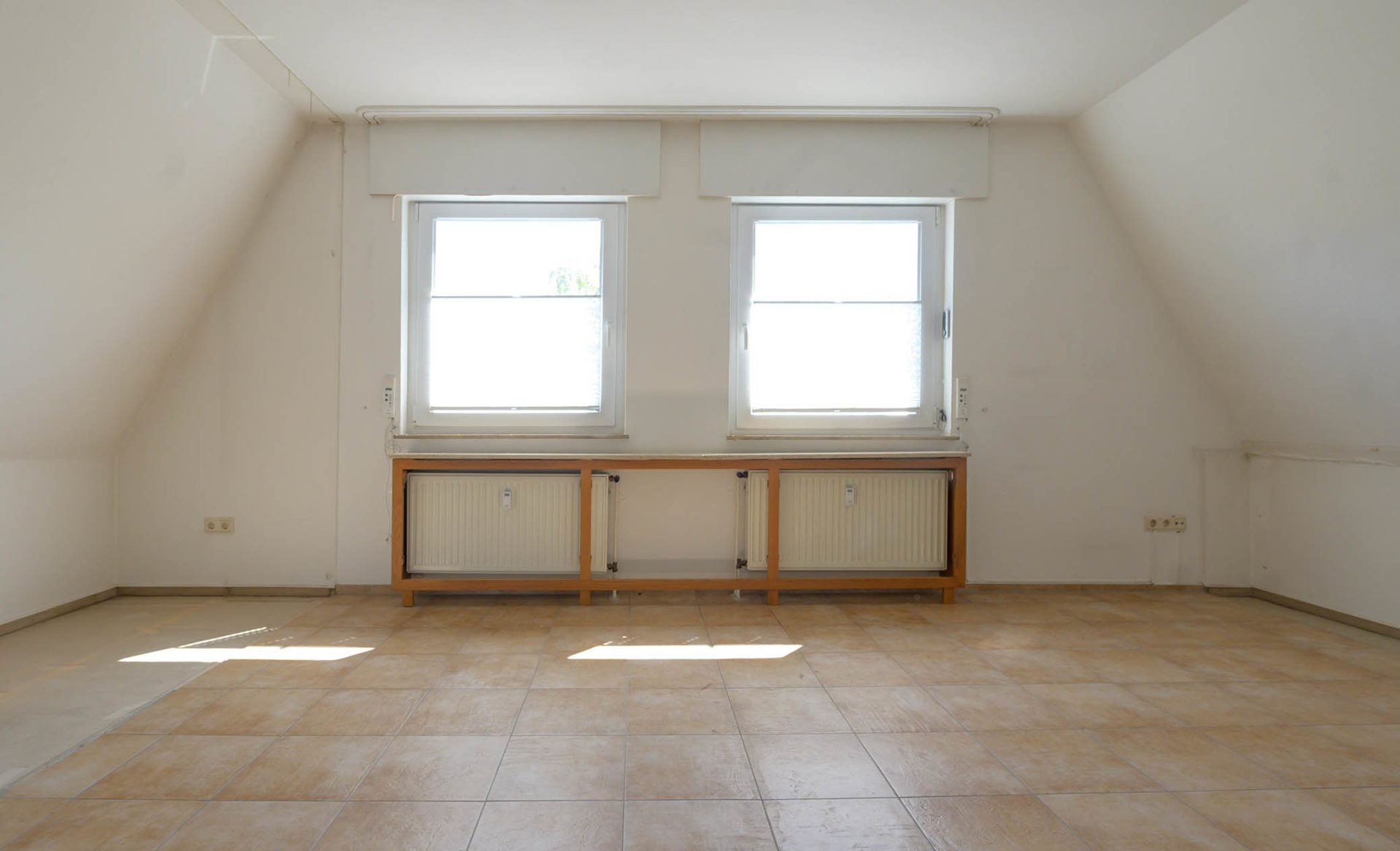 Immobilienangebot - Köln - Zündorf - Wohnung - Keine Kompromisse! Maisonette in erster Rheinlage