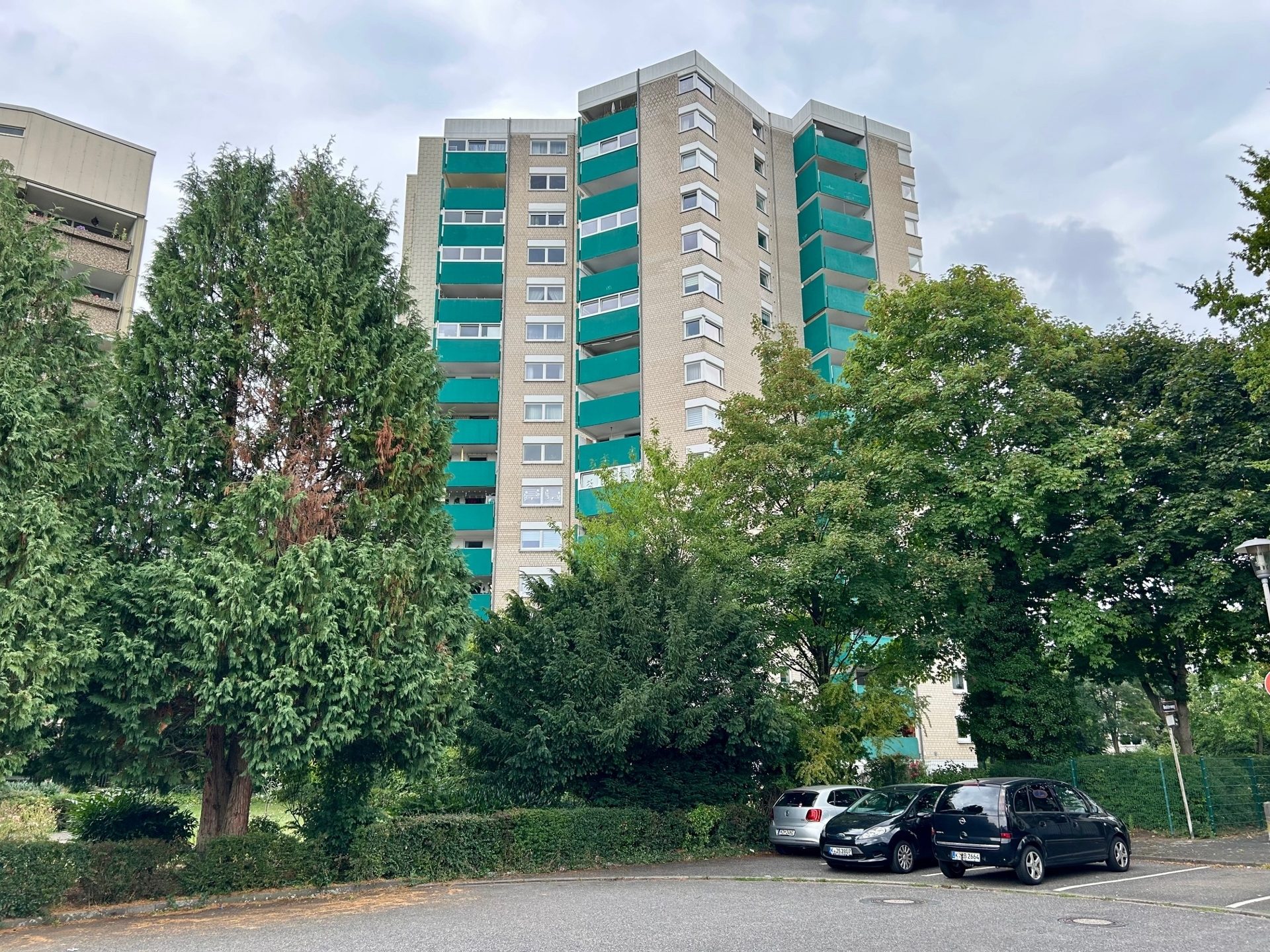 Immobilienangebot - Köln - Bocklemünd - Wohnung - Einziehen oder vermieten!?