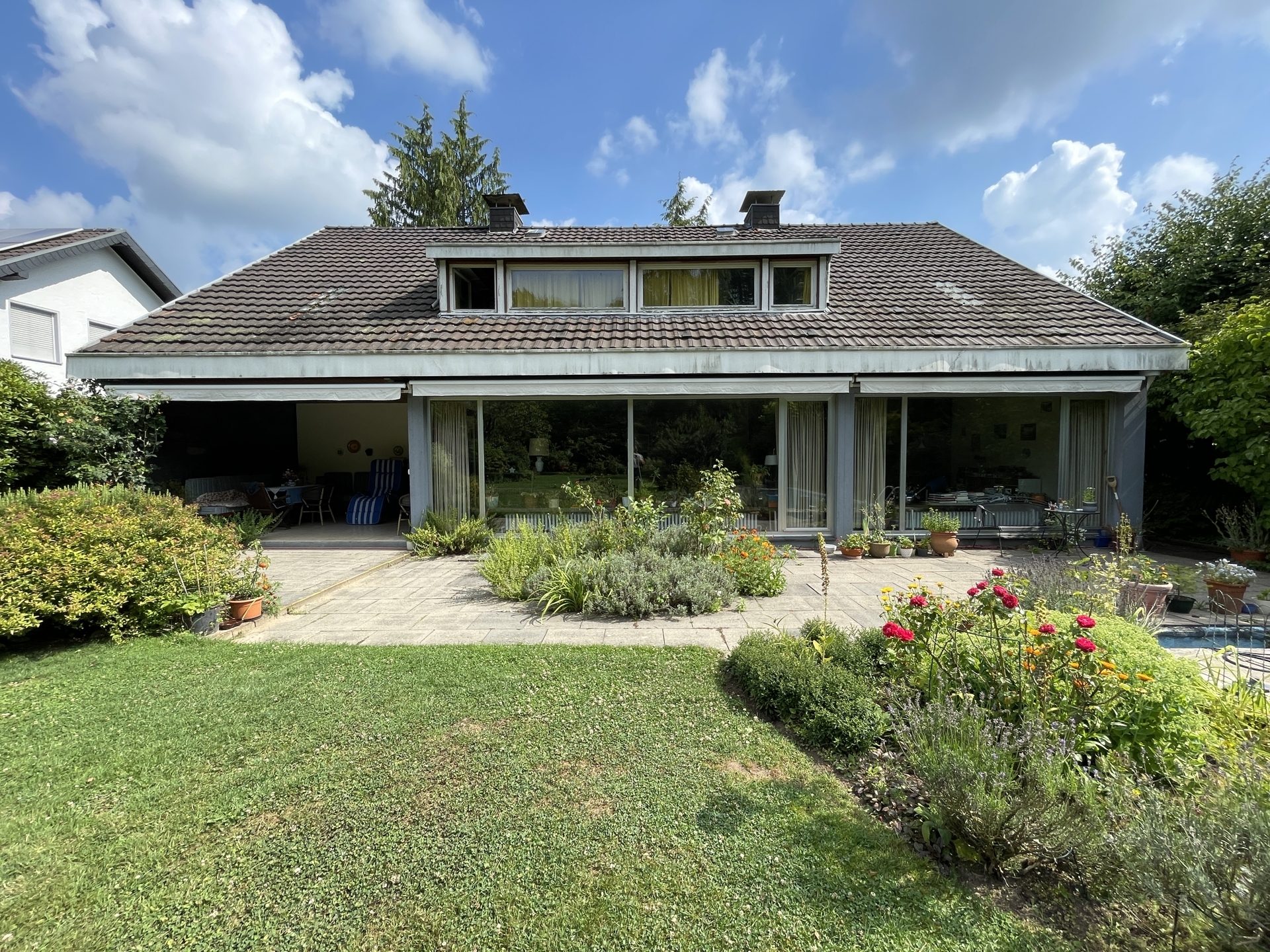 Immobilienangebot - Bonn - Haus - Unmittelbar am Kottenforst gelegenes Einfamilienhaus auf traumhaftem Grundstück!