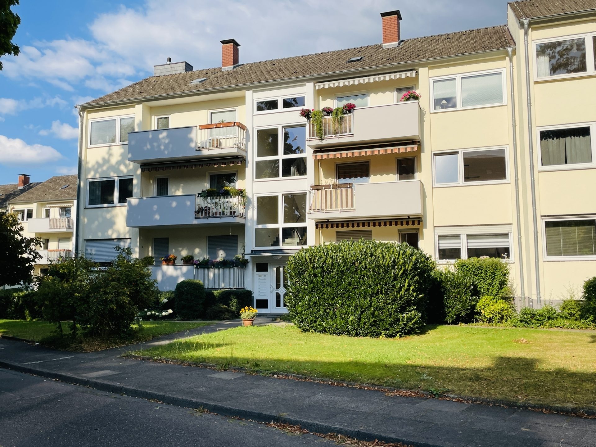 Immobilienangebot - Bonn / Röttgen - Wohnung - TOP ANGEBOT - BEZUGSFREI UND SOFORT VERFÜGBAR!