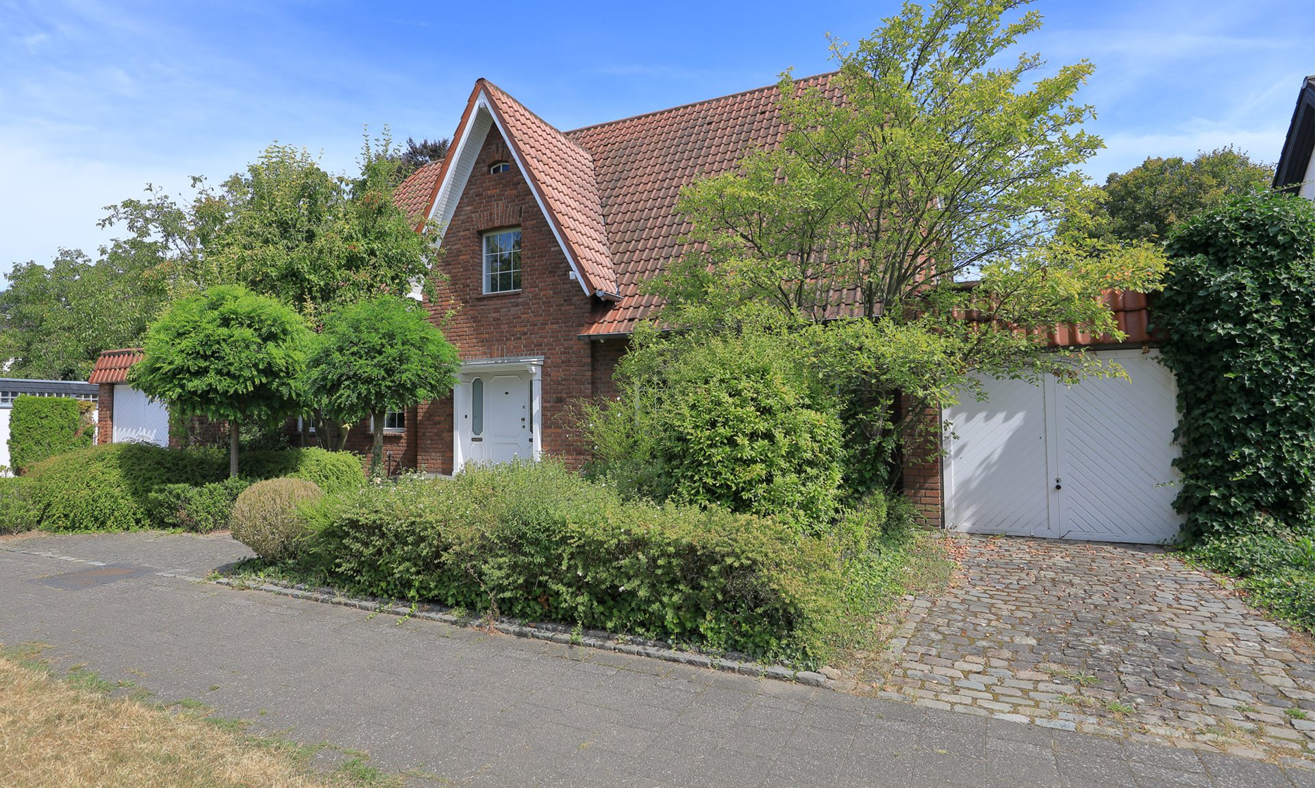Immobilienangebot - Köln / Rath/Heumar - Haus - Leben wie die Götter!