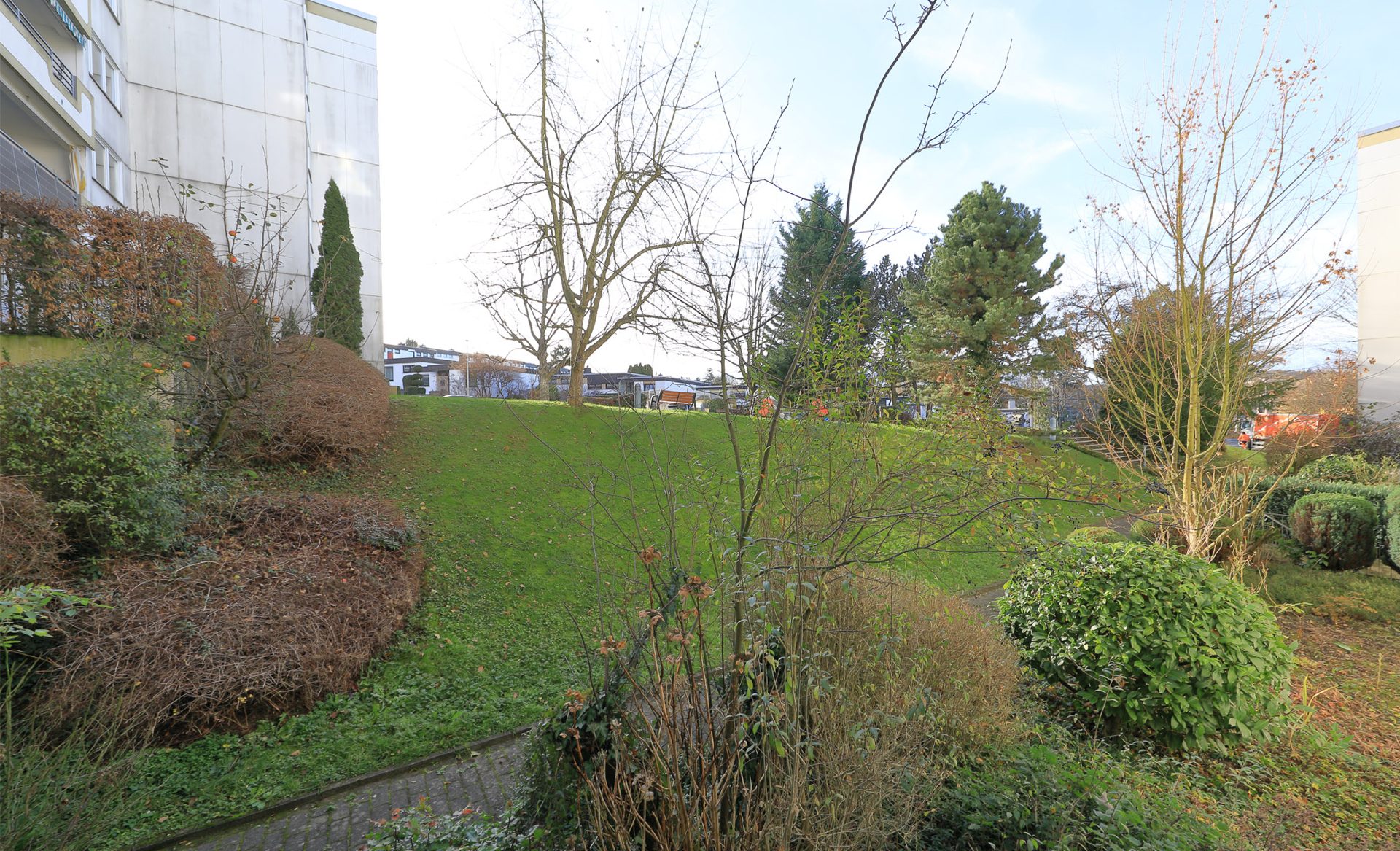 Immobilienangebot - Bonn / Duisdorf - Wohnung - Endlich 5 Zimmer und Raum zum Leben!