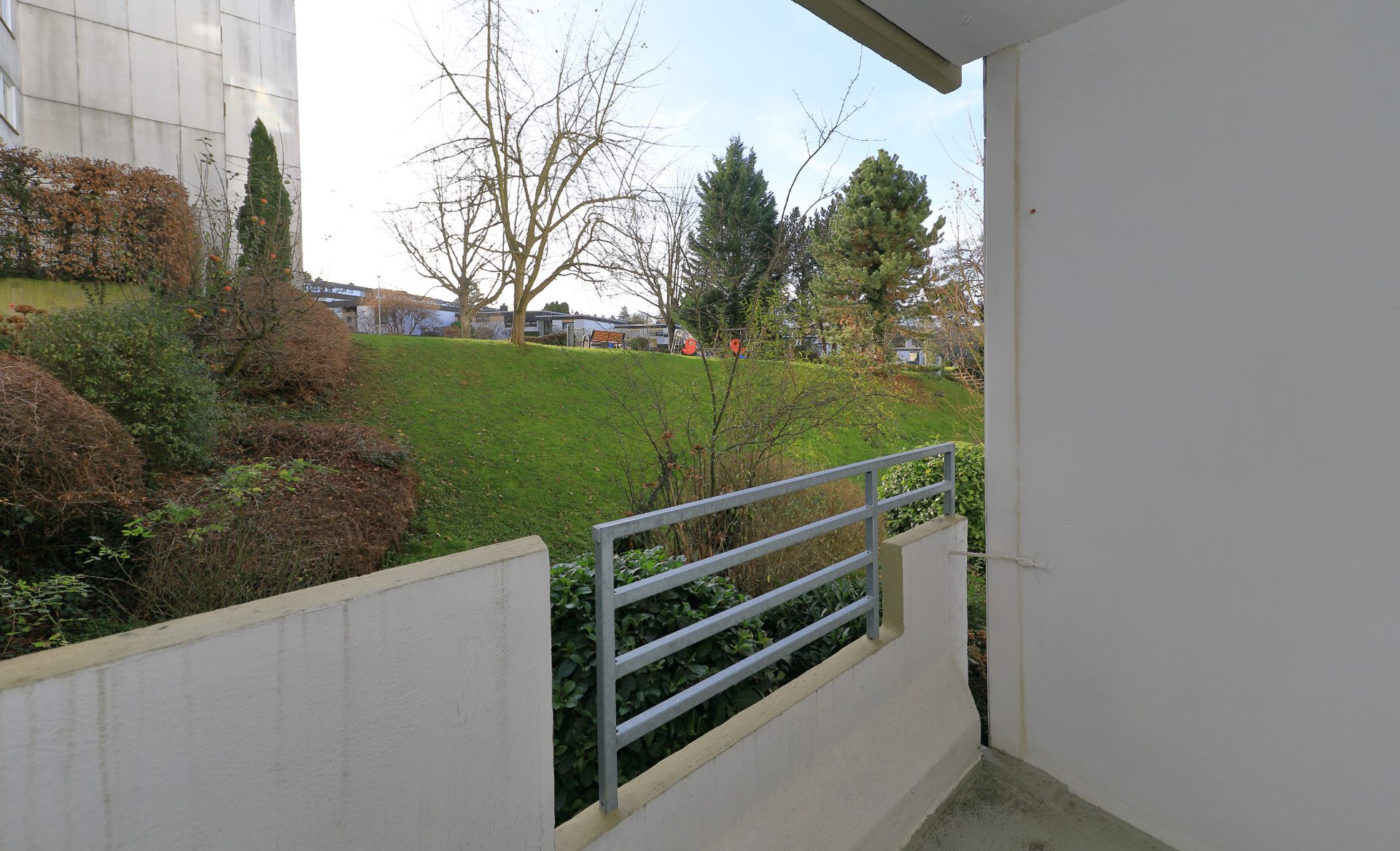 Immobilienangebot - Bonn / Duisdorf - Wohnung - Endlich 5 Zimmer und Raum zum Leben!
