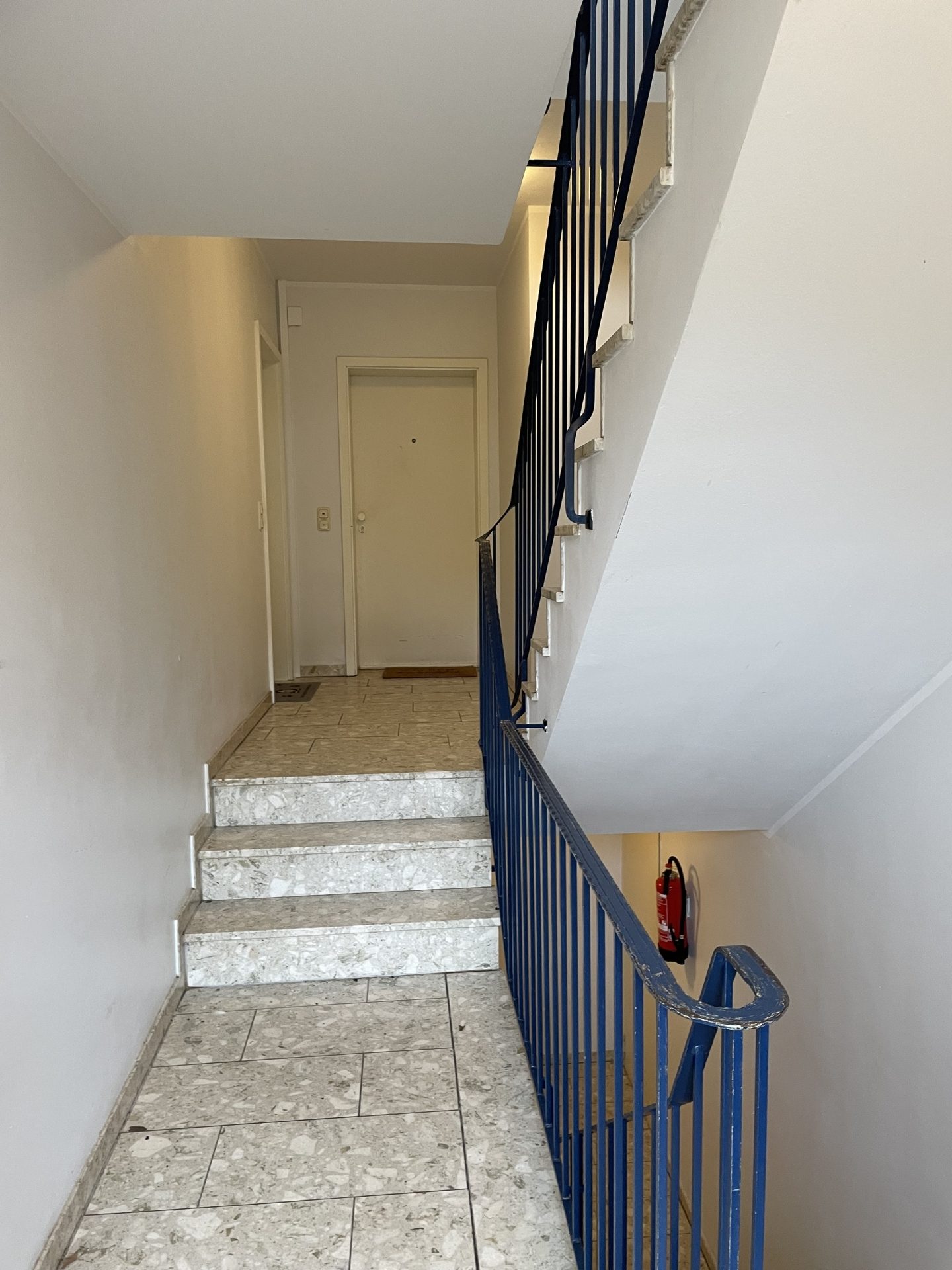 Immobilienangebot - Bornheim - Alle - Gepflegtes Mehrfamilienhaus mit 8 Wohneinheiten – Kapitalanlage mit Potenzial