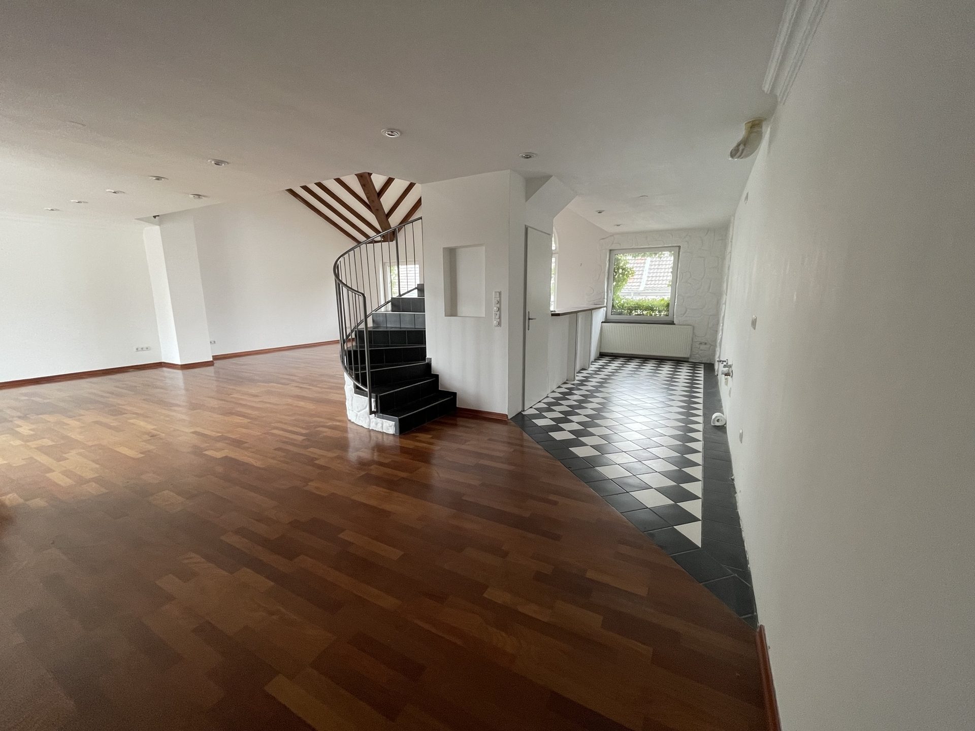 Immobilienangebot - Köln / Humboldt-Gremberg - Alle - Charmanter Altbau mit Potential