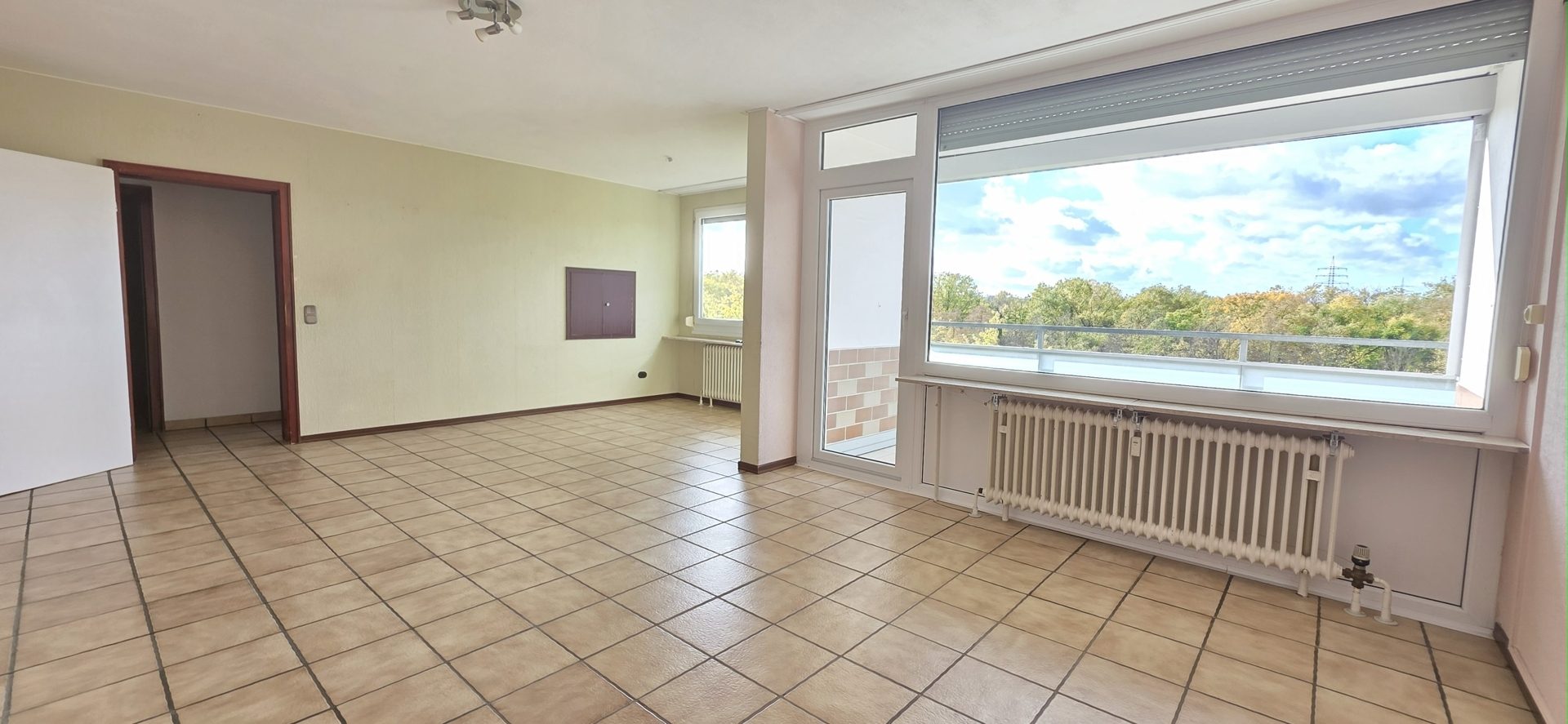 Immobilienangebot - Bonn / Auerberg - Wohnung - Wohnung mit Weitblick, Balkon und Garage!