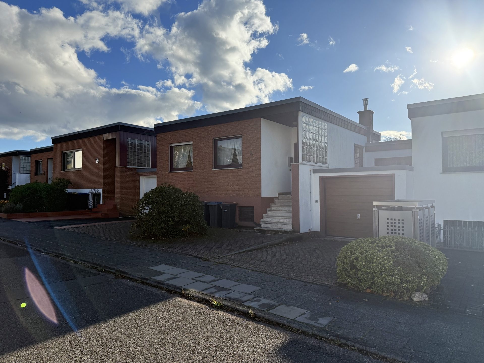 Immobilienangebot - Köln / Pesch - Haus - Mehr SEIN als Schein!