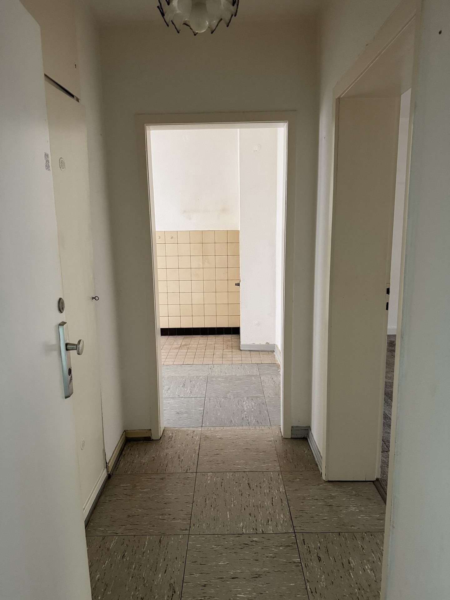 Immobilienangebot - Köln / Neustadt-Süd - Wohnung - Am Rande der Südstadt! Tolles Apartment mit Balkon!