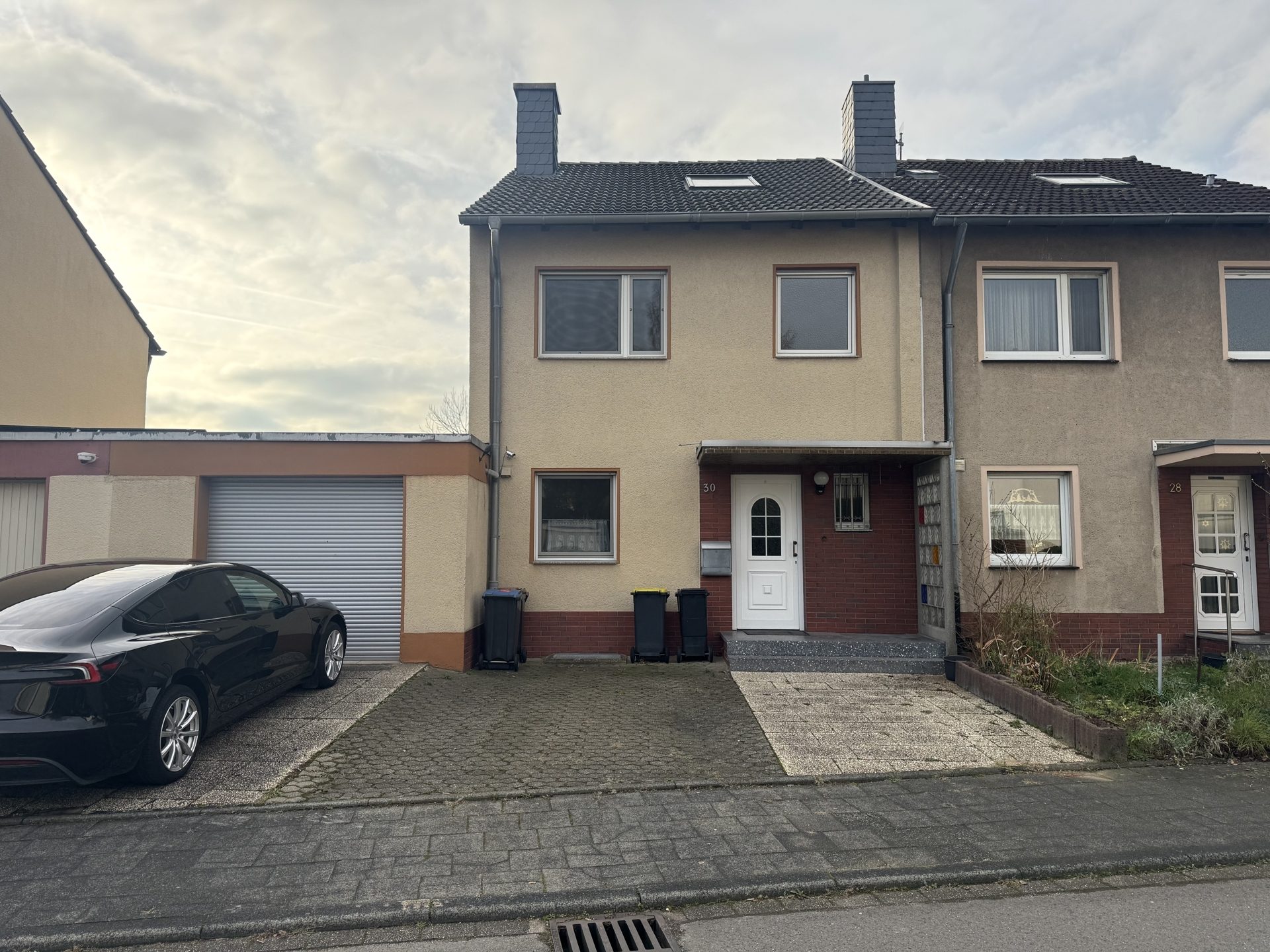Immobilienangebot - Köln / Esch/Auweiler - Haus - Mehr SEIN als Schein!