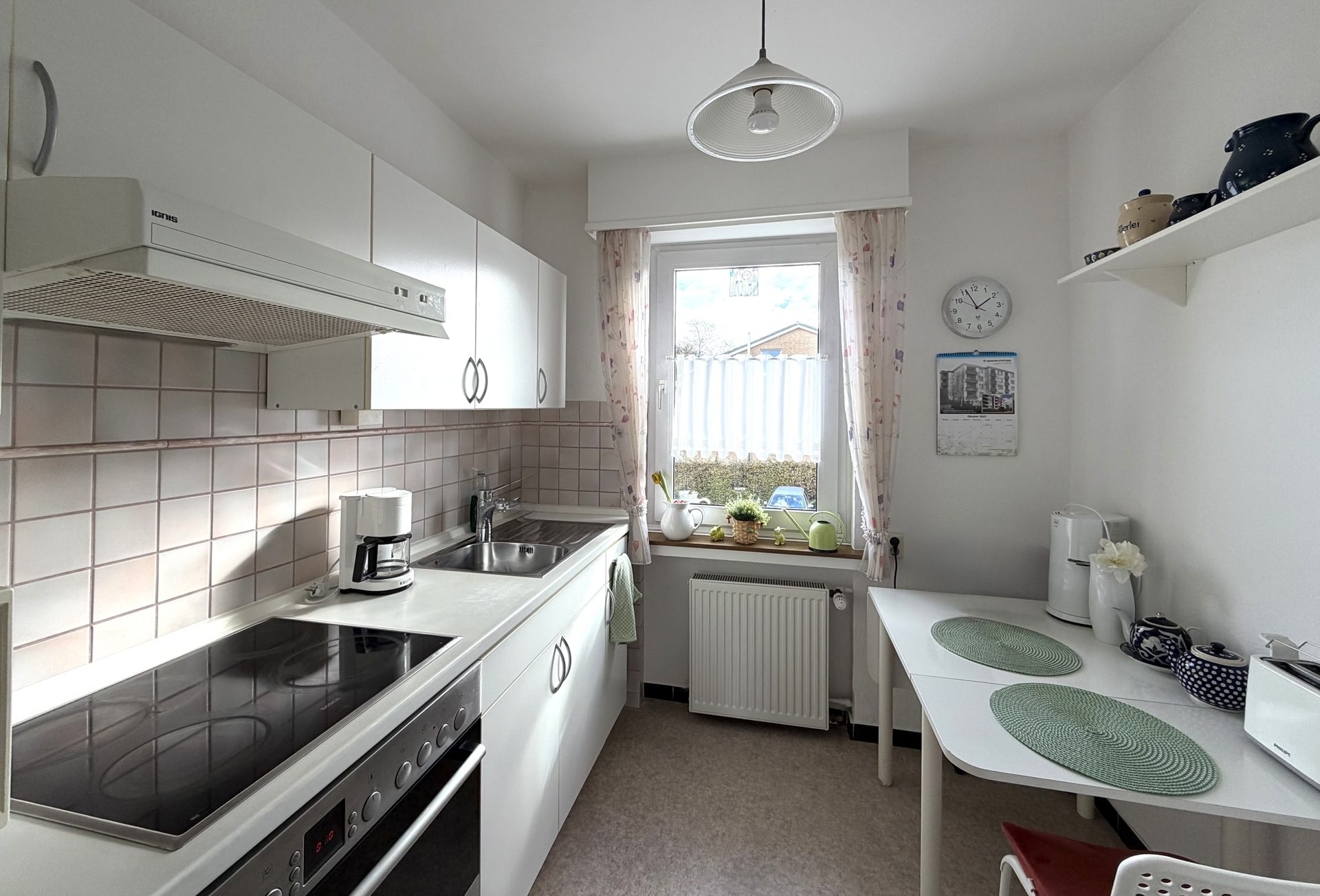 Immobilienangebot - Bonn / Auerberg - Haus - Attraktives Zweifamilienhaus -Eigennutzung und Vermietung möglich!