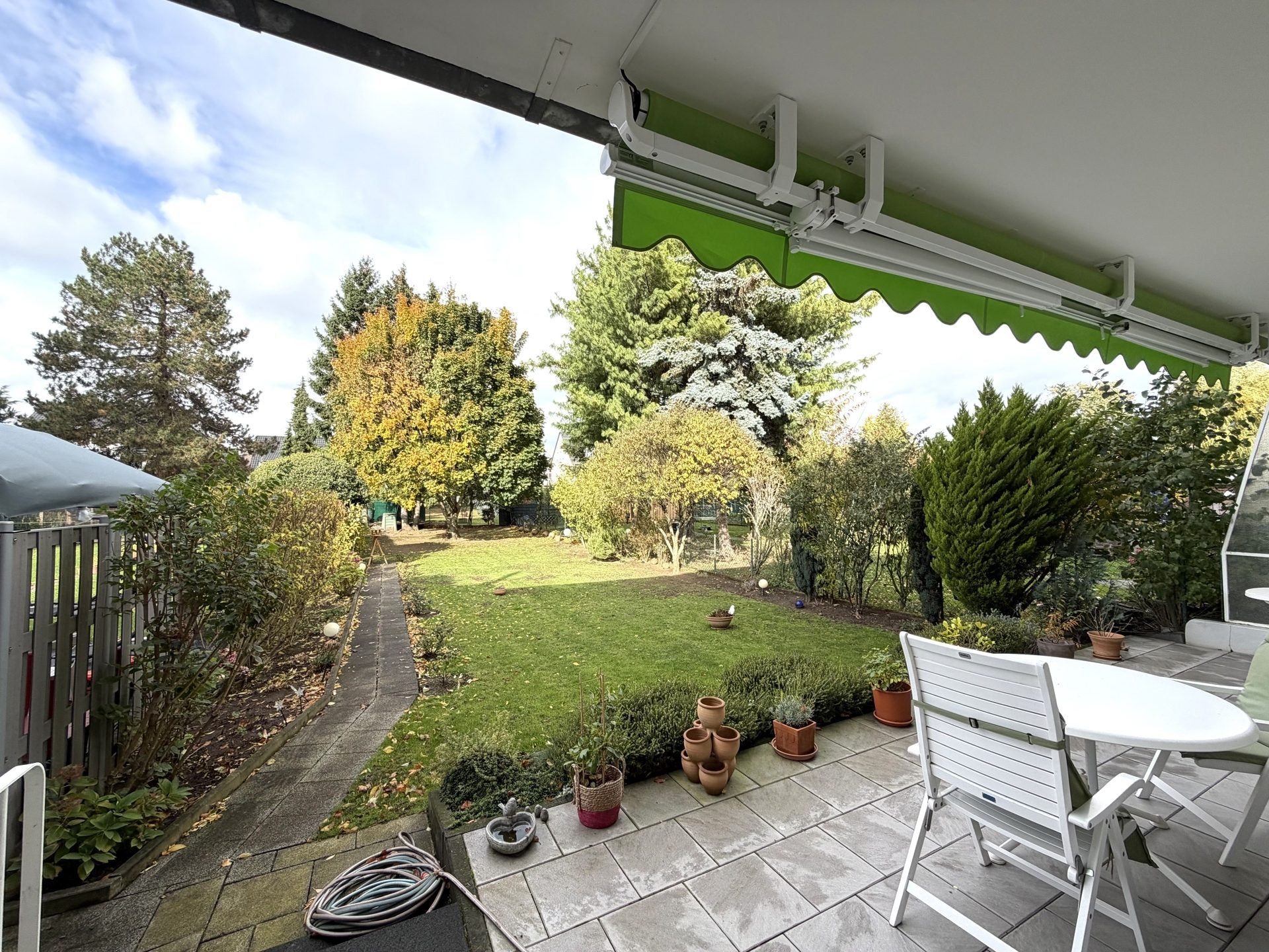Immobilienangebot - Bonn / Auerberg - Haus - Attraktives Zweifamilienhaus -Eigennutzung und Vermietung möglich!