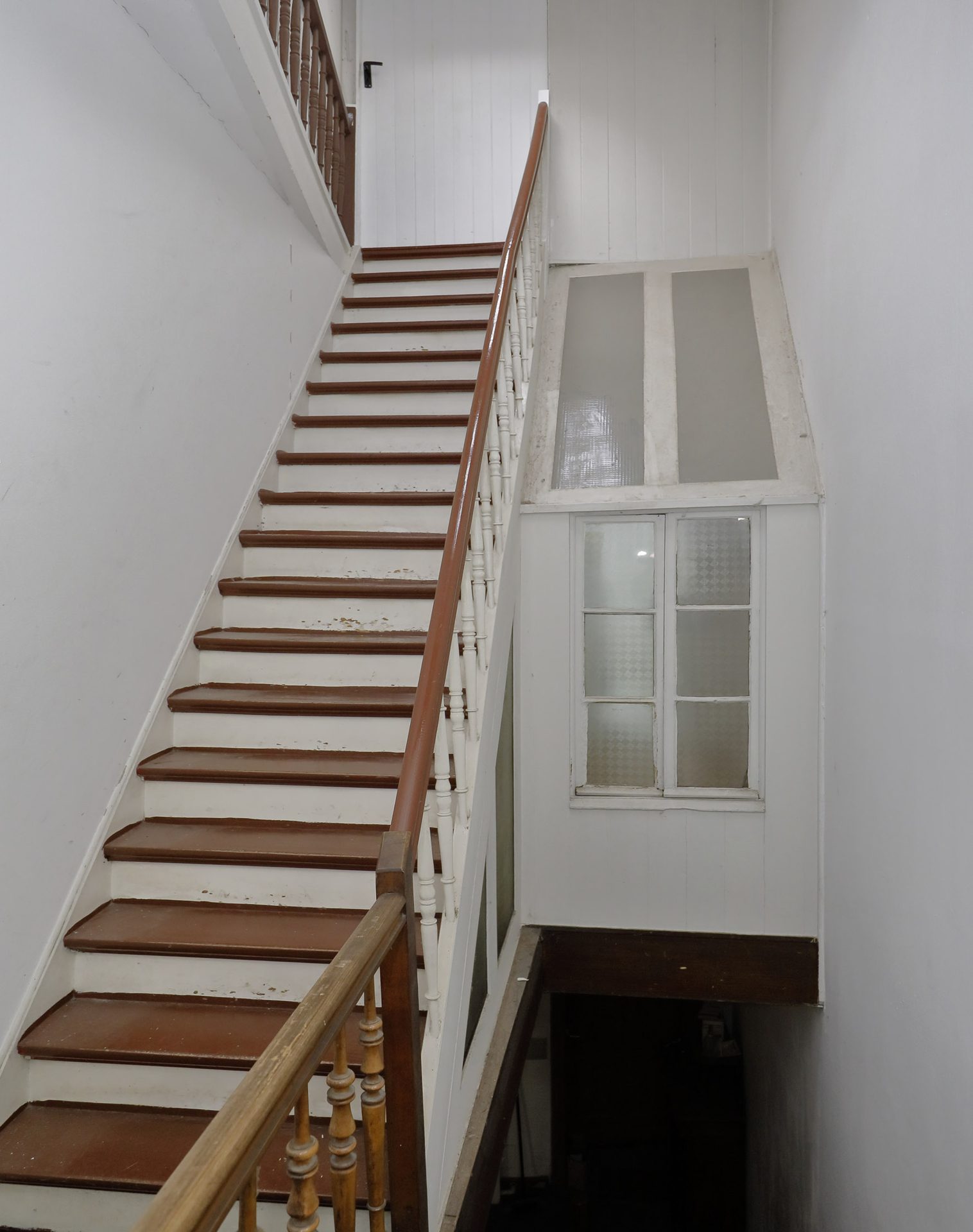 Immobilienangebot - Bonn - Haus - Denkmalgeschütztes Gründerzeithaus, Eigennutzung oder Kapitalanlage!!