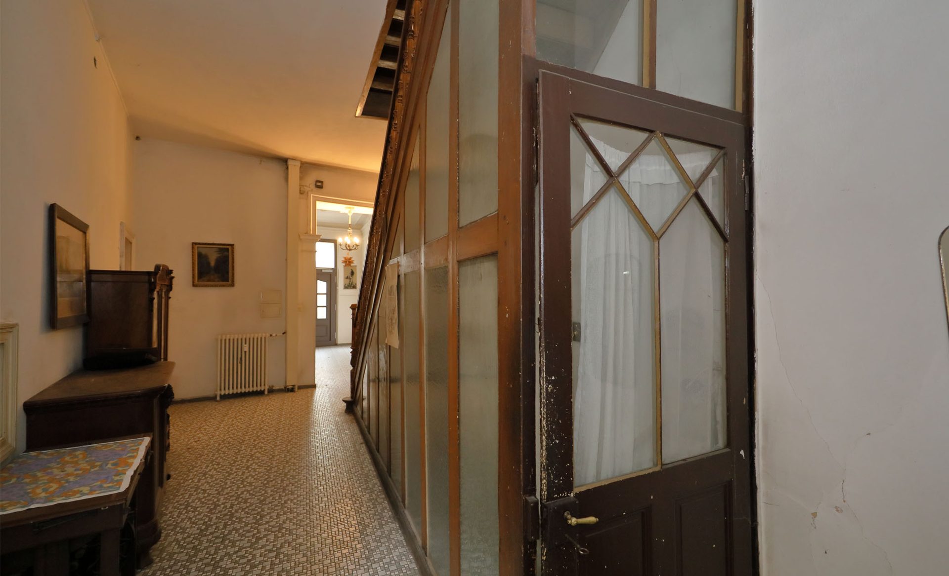 Immobilienangebot - Bonn - Haus - Denkmalgeschütztes Gründerzeithaus, Eigennutzung oder Kapitalanlage!!
