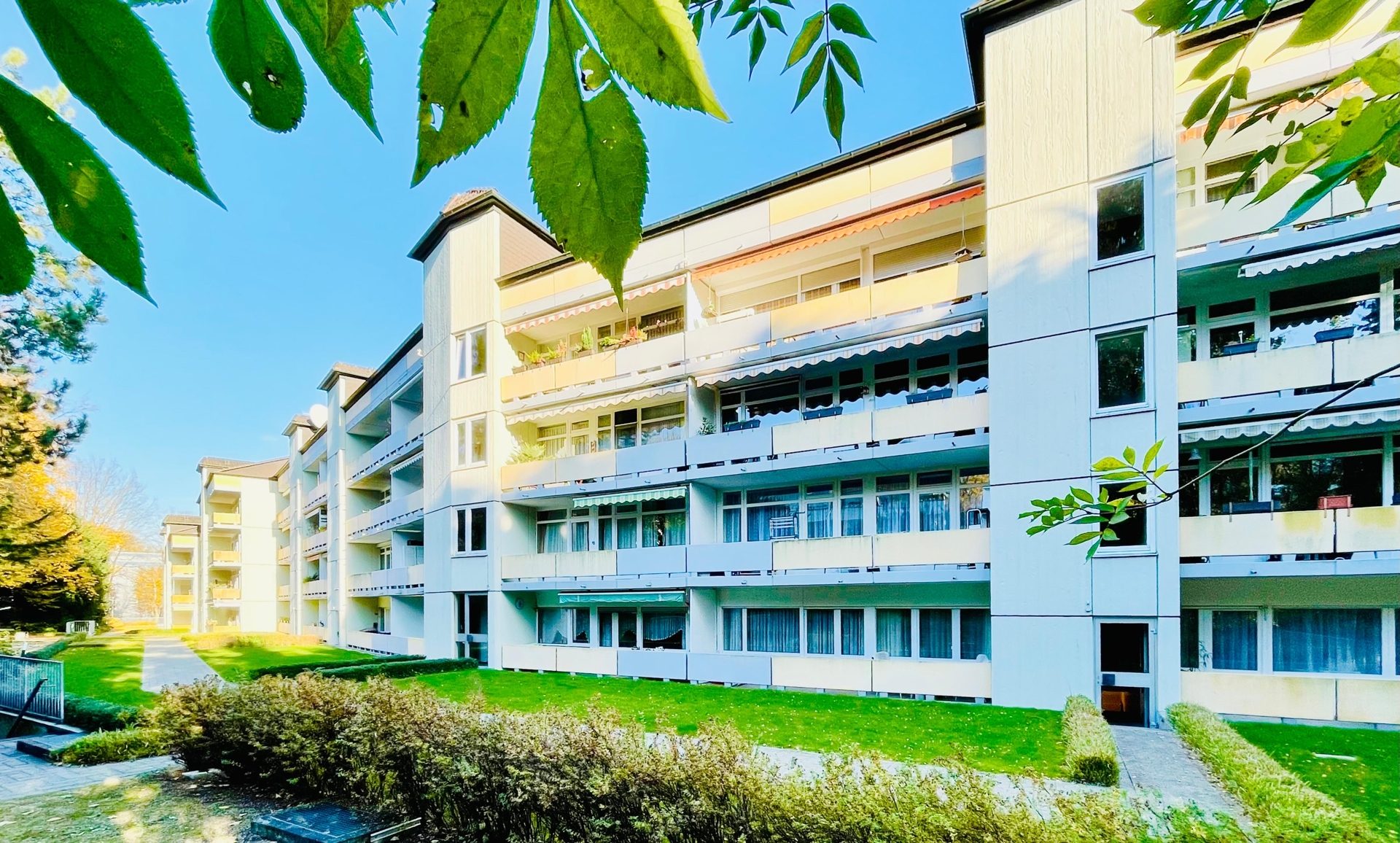 Immobilienangebot - Bonn / Alt-Godesberg - Wohnung - Zentral leben am Fuß der Godesburg
