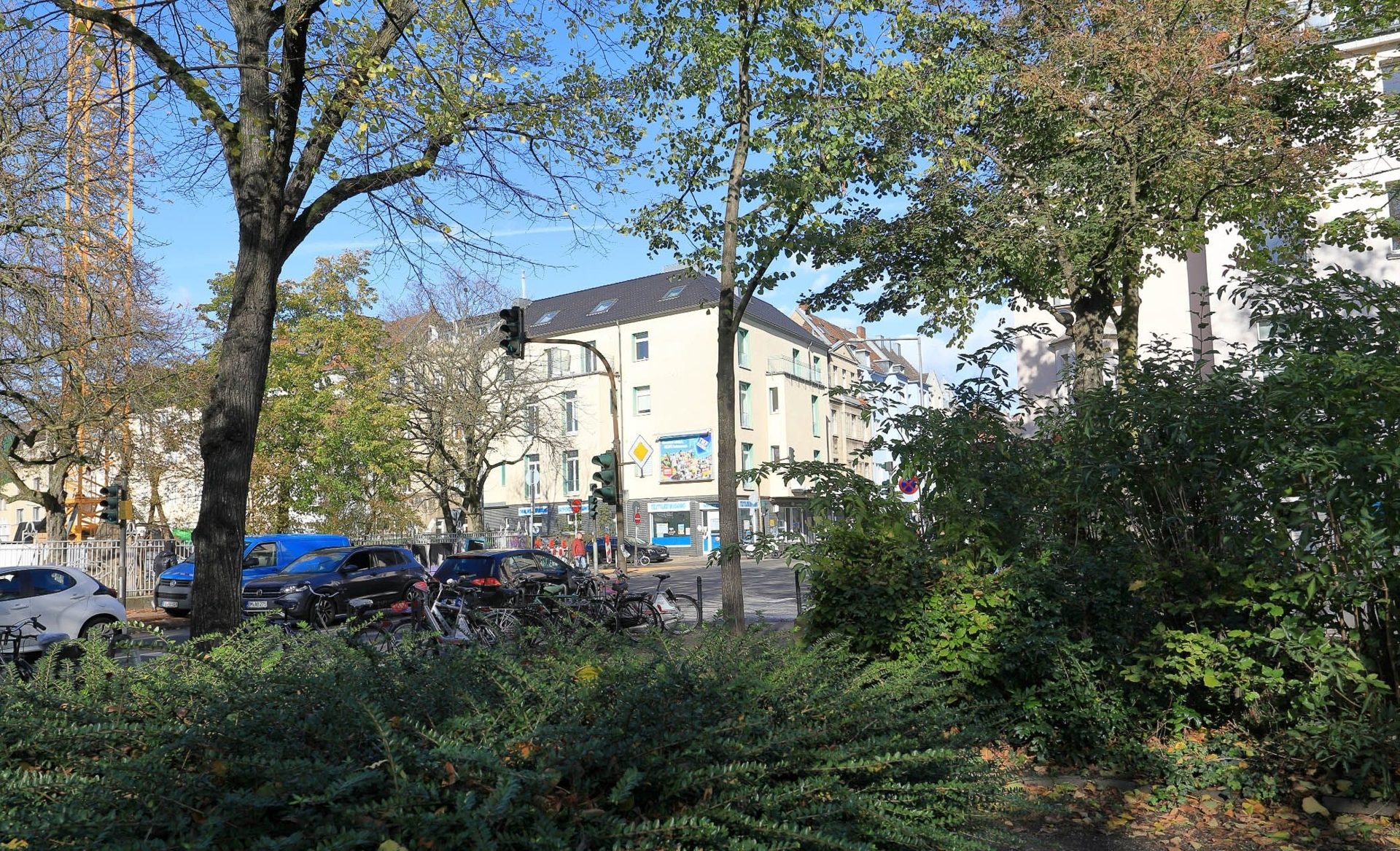 Immobilienangebot - Köln - Alle - Exponierte Lage am Manderscheider Platz!