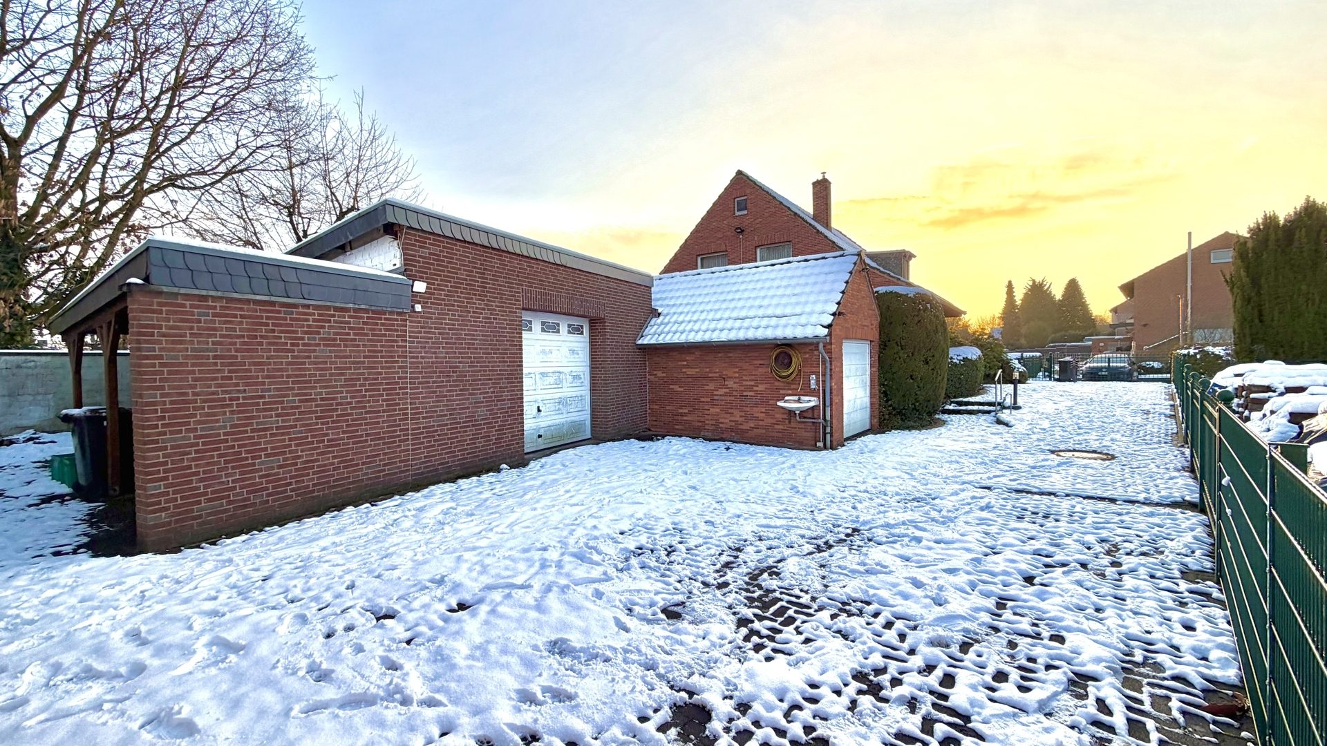Immobilienangebot - Issum - Haus - Platz für Leben und Projekte: Zuhause mit Garage, Raum und Ideen