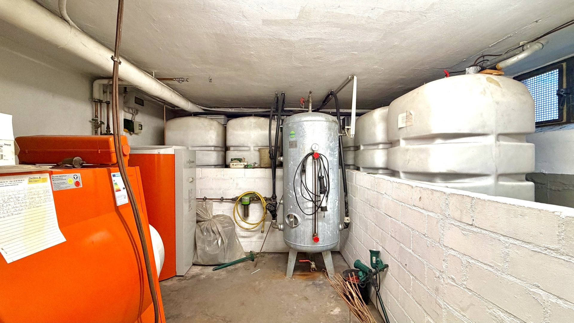 Immobilienangebot - Issum - Haus - Platz für Leben und Projekte: Zuhause mit Garage, Raum und Ideen