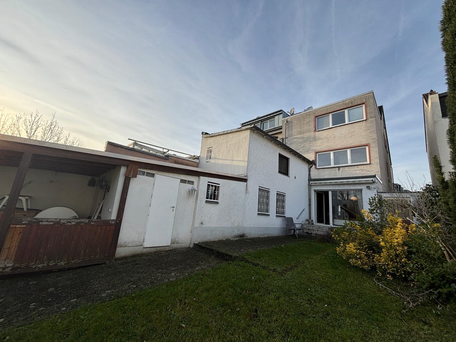 Immobilienangebot - Köln / Dellbrück - Haus - Gefragte Lage mit Charme!