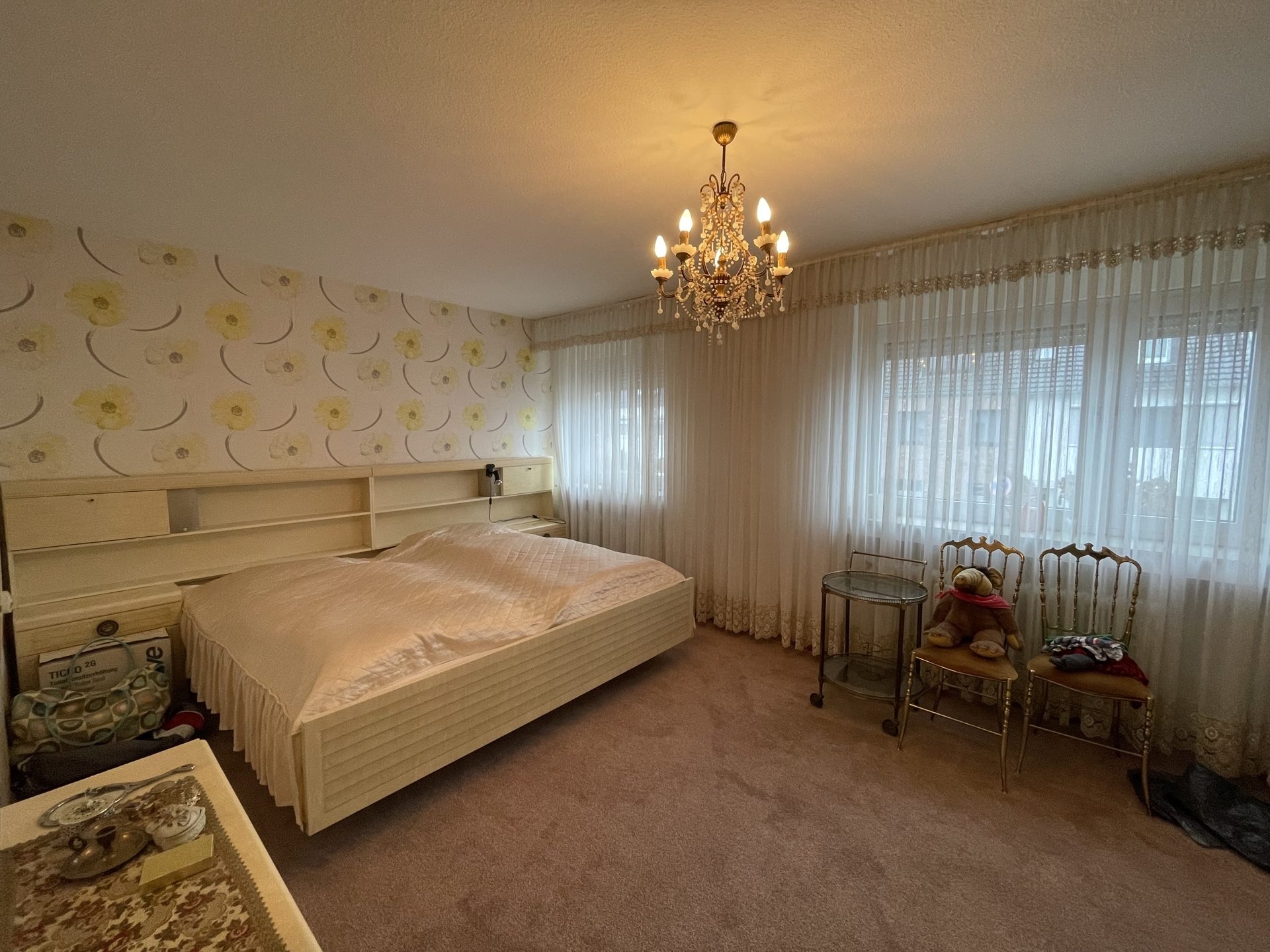 Immobilienangebot - Köln - Haus - Großes Grundstück mit 2 Garagen
