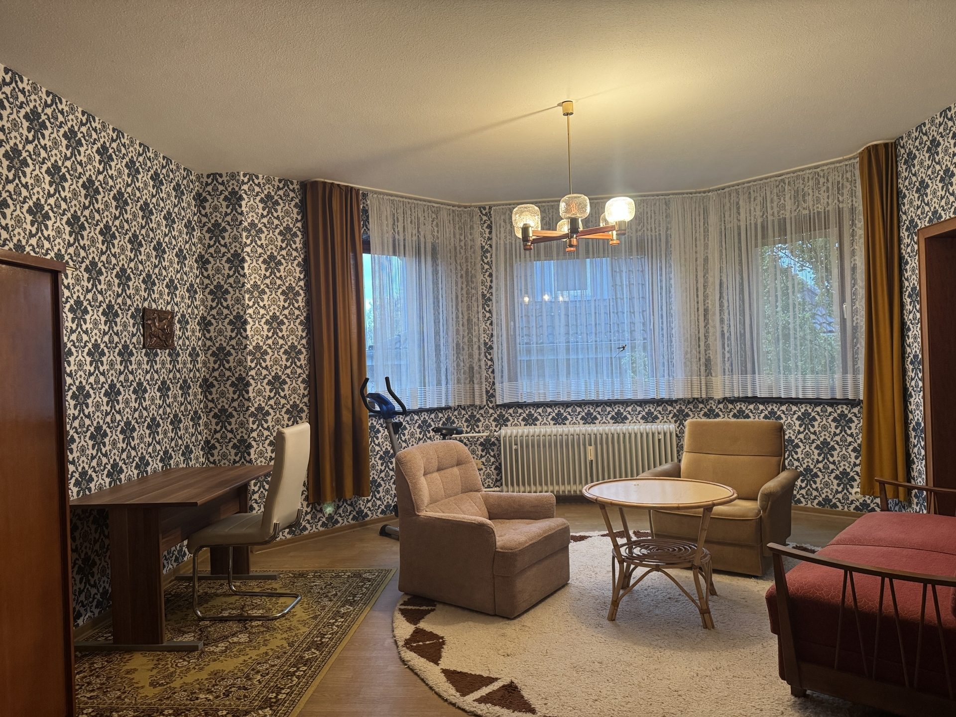 Immobilienangebot - Brühl - Haus - Historisches Stadthaus in bester Lage: Großzügiger Wohnraum und zahlreiche Nutzungsmöglichkeiten