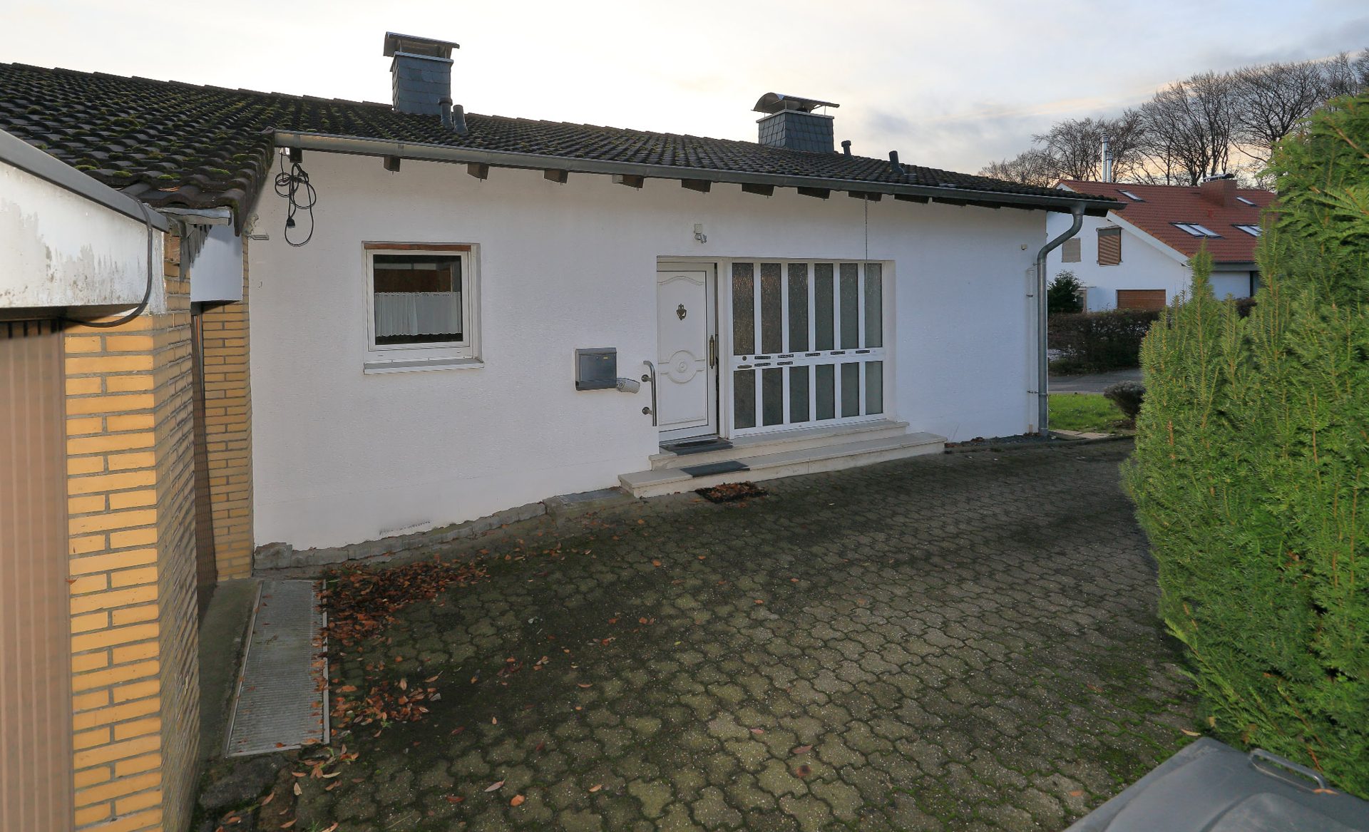 Immobilienangebot - Kürten-Biesfeld - Haus - Ein– bis Zweifamilienhaus mit Weitsicht