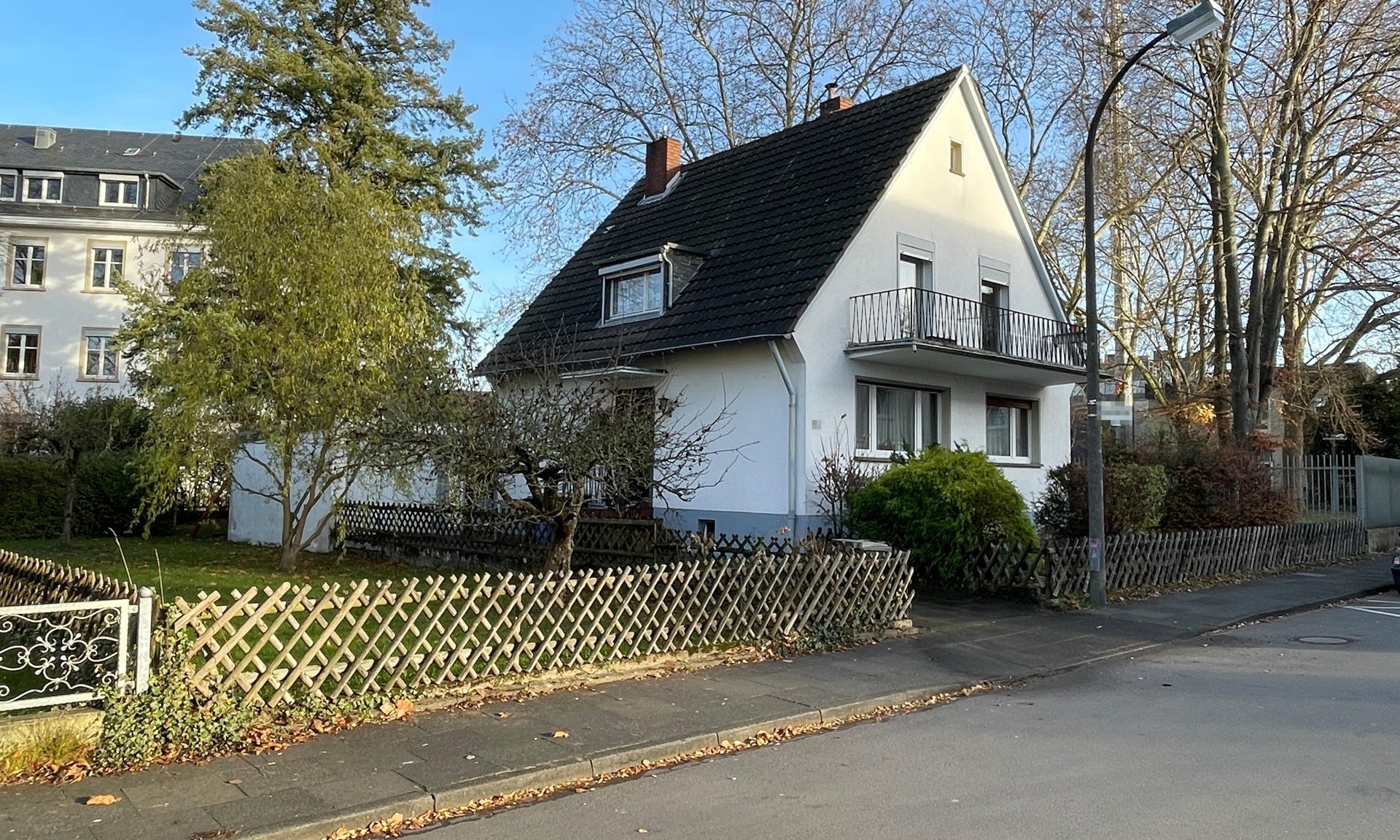 Immobilienangebot - Bonn / Duisdorf - Haus - Individuelle und vielfältige Gestaltungsmöglichkeiten!