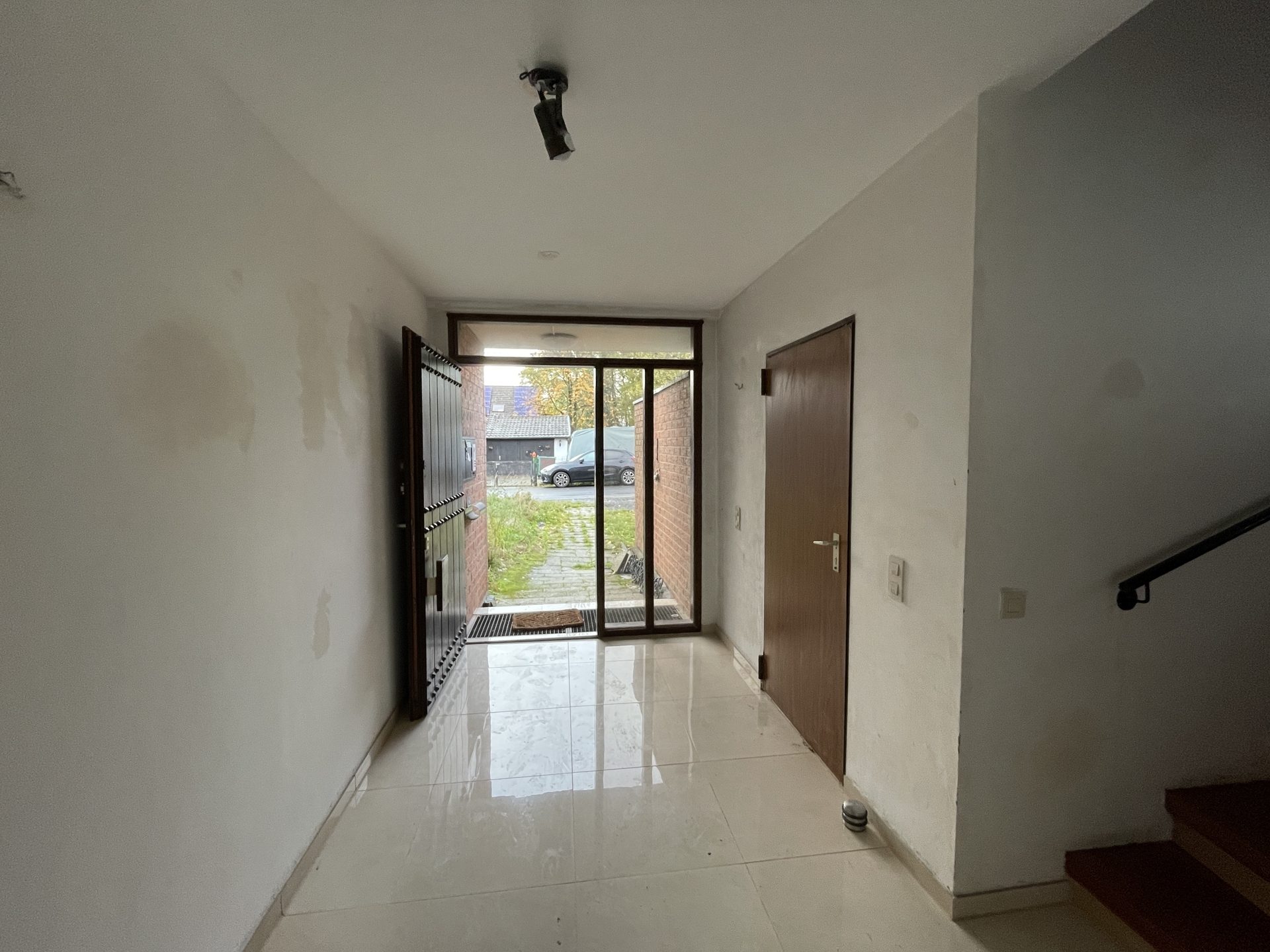 Immobilienangebot - Neunkirchen-Seelscheid - Haus - Renovierungsbedürftiges Haus mit großem Grundstück