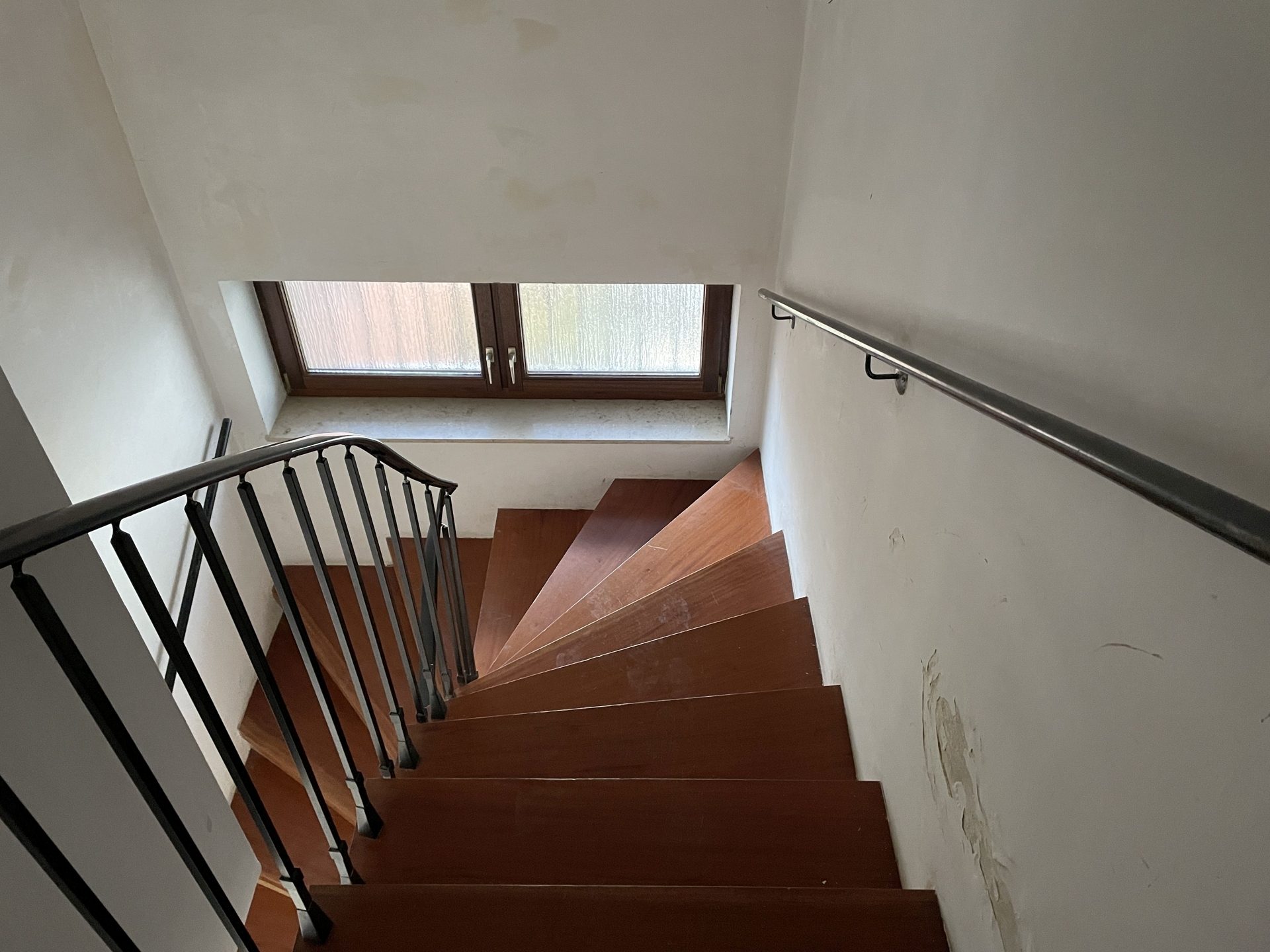 Immobilienangebot - Neunkirchen-Seelscheid - Haus - Renovierungsbedürftiges Haus mit großem Grundstück