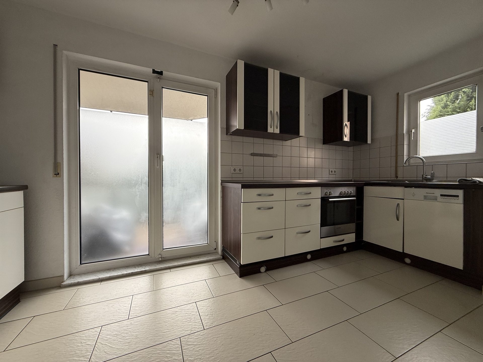 Immobilienangebot - Rösrath - Wohnung - Möbel + Farbe = Einziehen