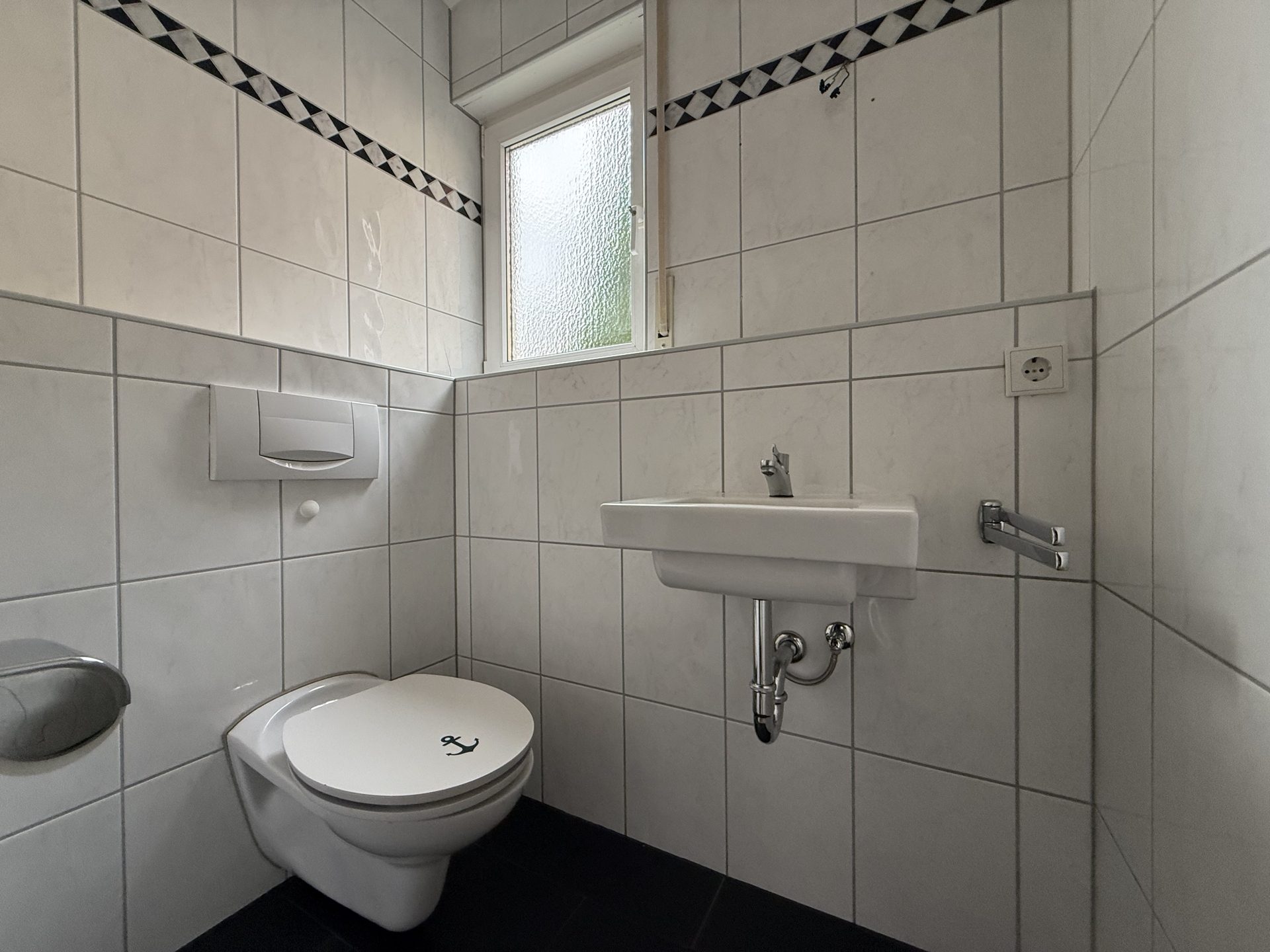 Immobilienangebot - Rösrath - Wohnung - Möbel + Farbe = Einziehen