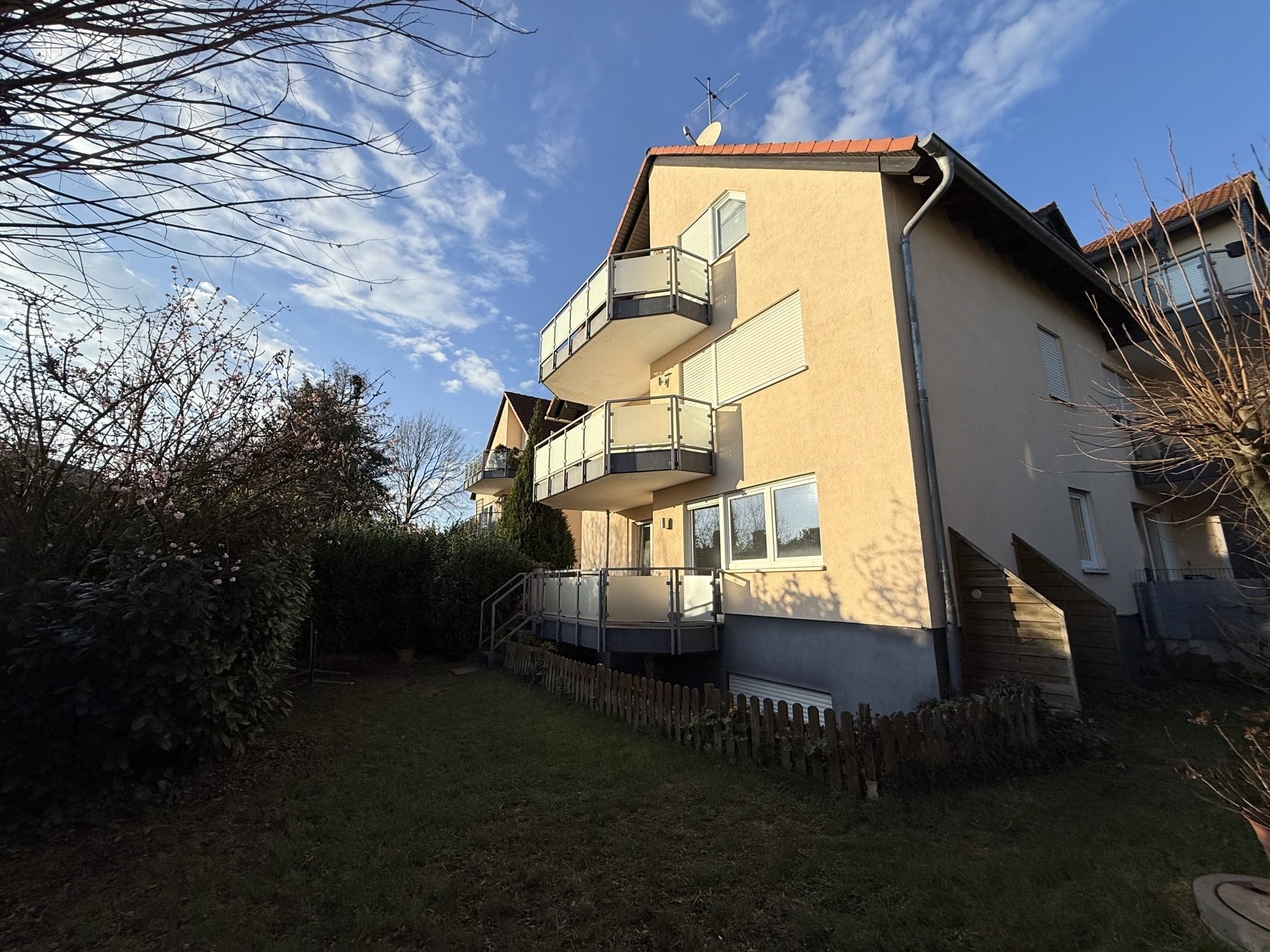 Immobilienangebot - Rösrath - Wohnung - Möbel + Farbe = Einziehen