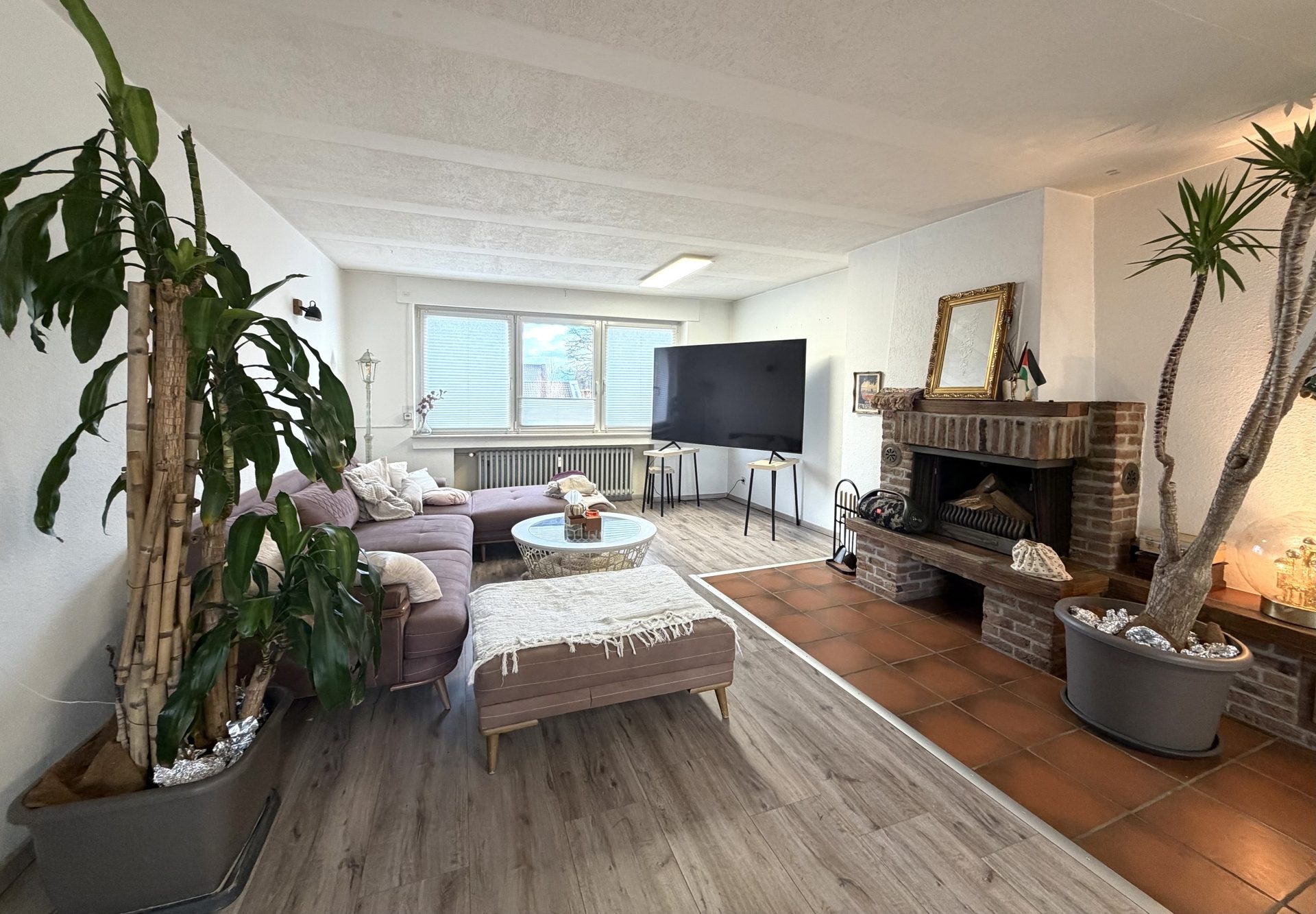 Immobilienangebot - Aachen - Verlautenheide - Alle - Großzügige 4-Zimmer-Wohnung mit Balkon und Garage