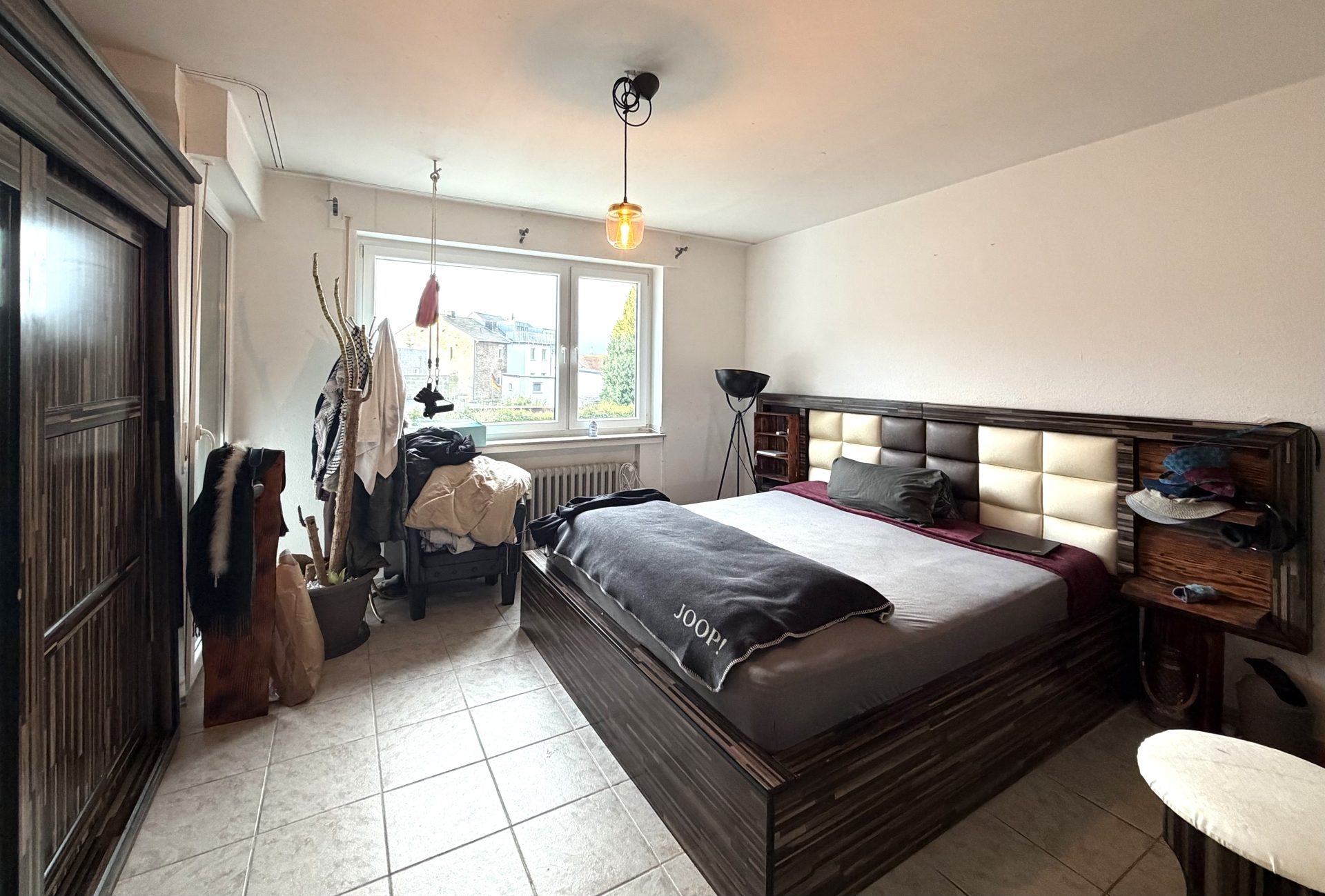 Immobilienangebot - Aachen - Verlautenheide - Alle - Großzügige 4-Zimmer-Wohnung mit Balkon und Garage