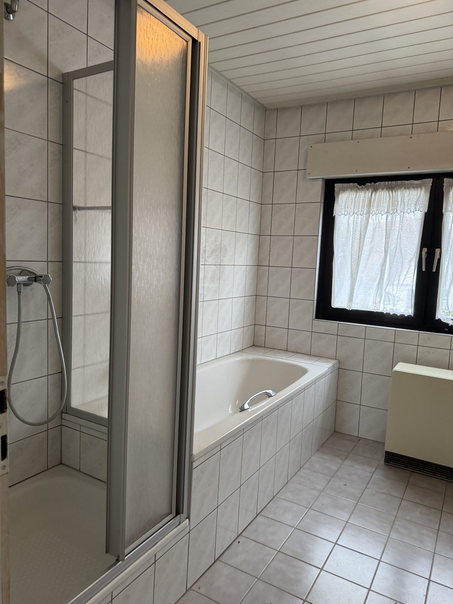 Immobilienangebot - Bonn / Küdinghoven - Haus - Raum für eigene Ideen