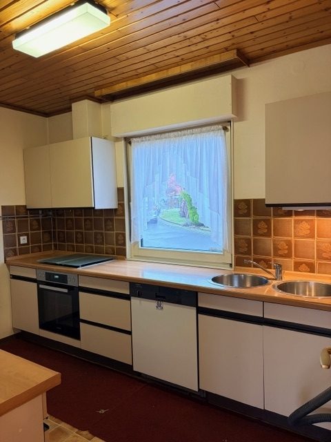 Immobilienangebot - Brühl - Haus - Freistehendes Haus in Top-Lage mit großem Ausbaupotenzial
