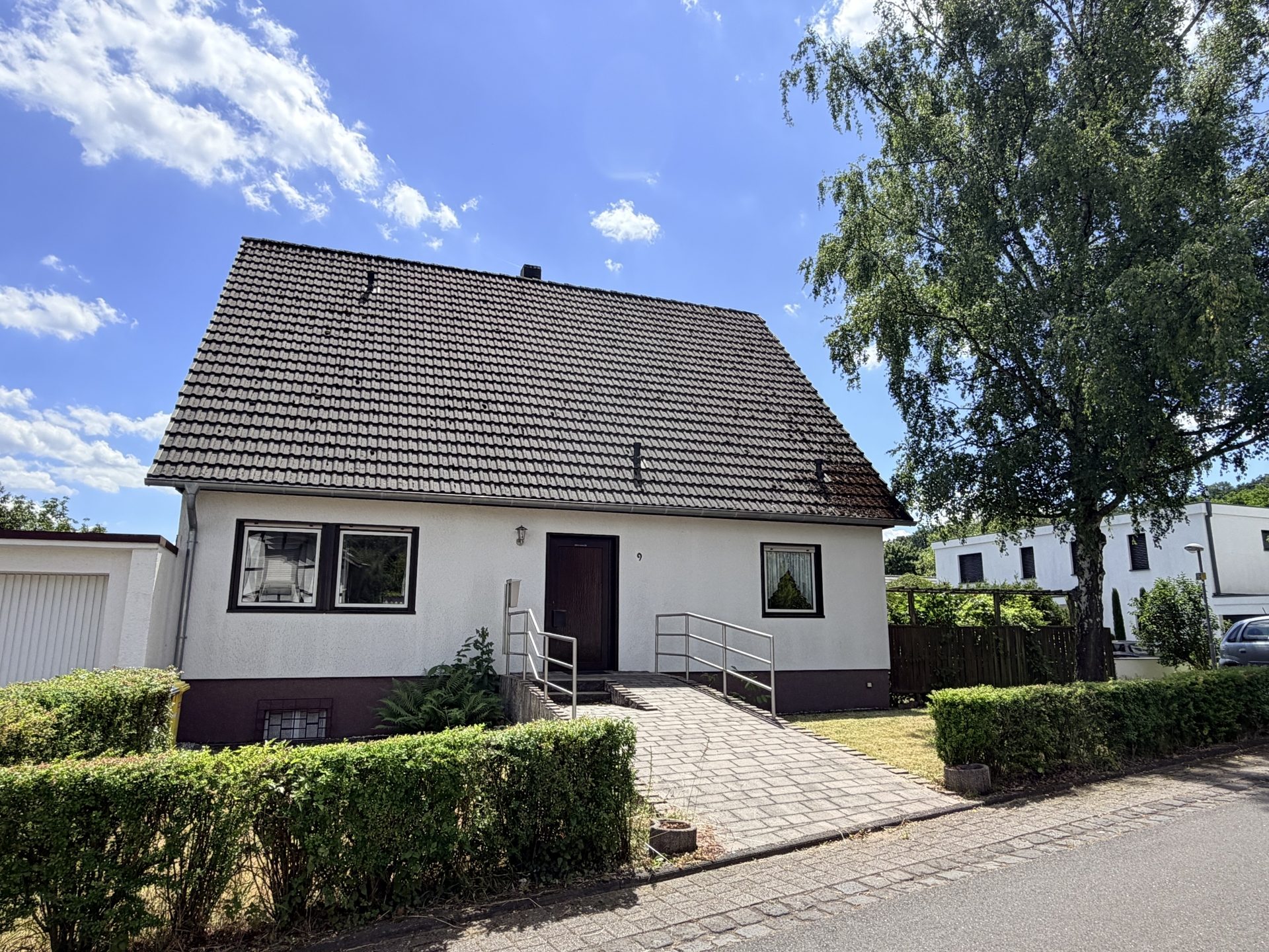 Immobilienangebot - Brühl - Haus - Freistehendes Haus in Top-Lage mit großem Ausbaupotenzial