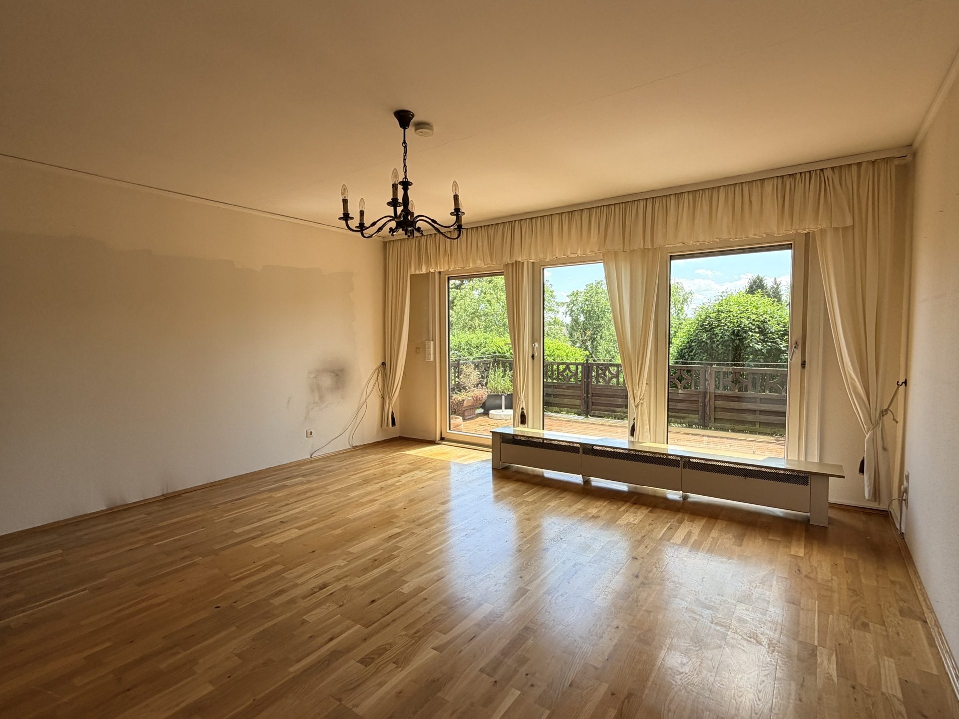 Immobilienangebot - Brühl - Haus - Freistehendes Haus in Top-Lage mit großem Ausbaupotenzial