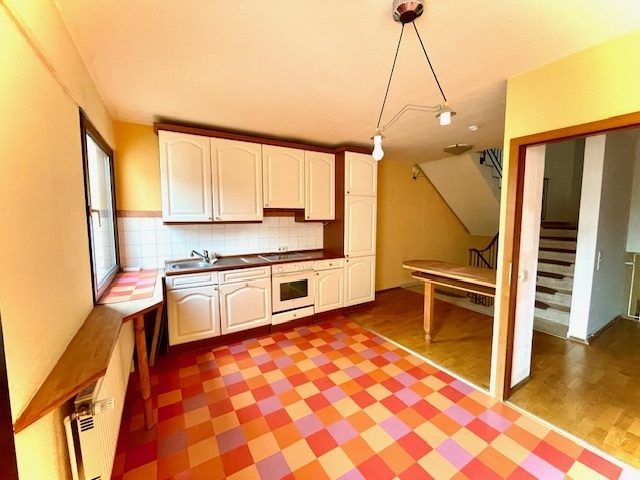 Immobilienangebot - Bonn - Haus - Geringe Erbpacht!
Idyllisches Reihenmittelhaus mit viel Platz für Familien!