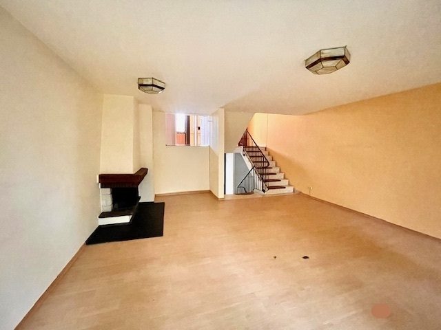 Immobilienangebot - Bonn - Haus - Geringe Erbpacht!
Idyllisches Reihenmittelhaus mit viel Platz für Familien!