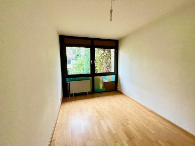 Immobilienangebot - Bonn - Haus - Geringe Erbpacht!
Idyllisches Reihenmittelhaus mit viel Platz für Familien!