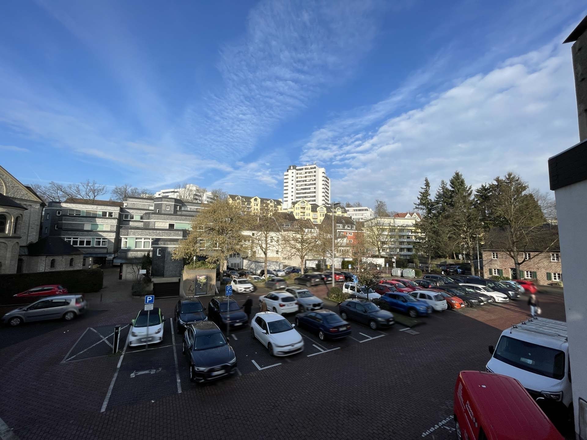 Immobilienangebot - Bergisch Gladbach - Alle - Attraktive Gewerbefläche mit vielseitigen Gestaltungsmöglichkeiten in frequentierter Innenstadtlage