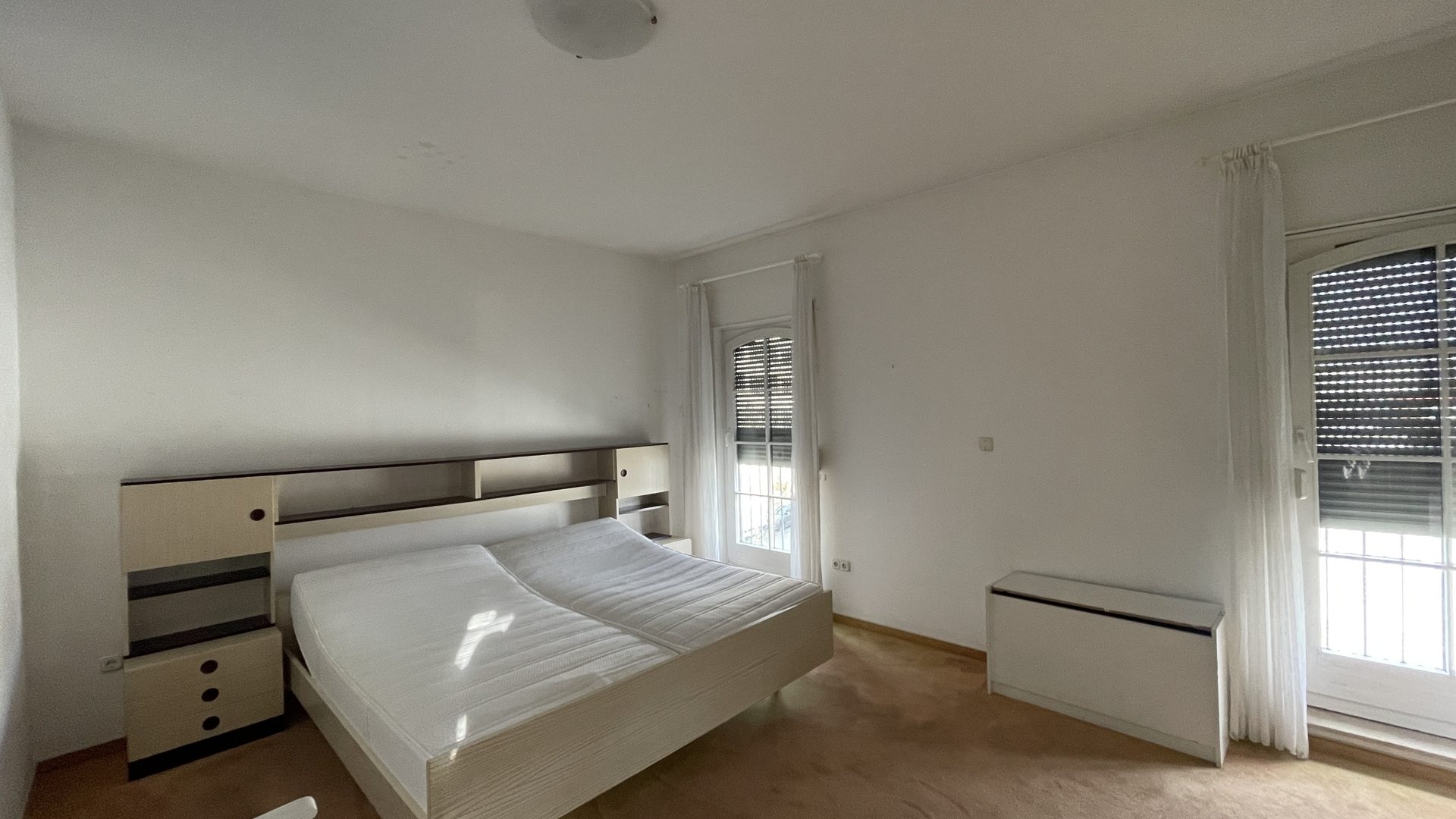 Immobilienangebot - Köln - Alle - Bezugsfreies und vielfältig nutzbares Mehrfamilienhaus mit Büro und Halle in verkehrsgünstiger Lage!