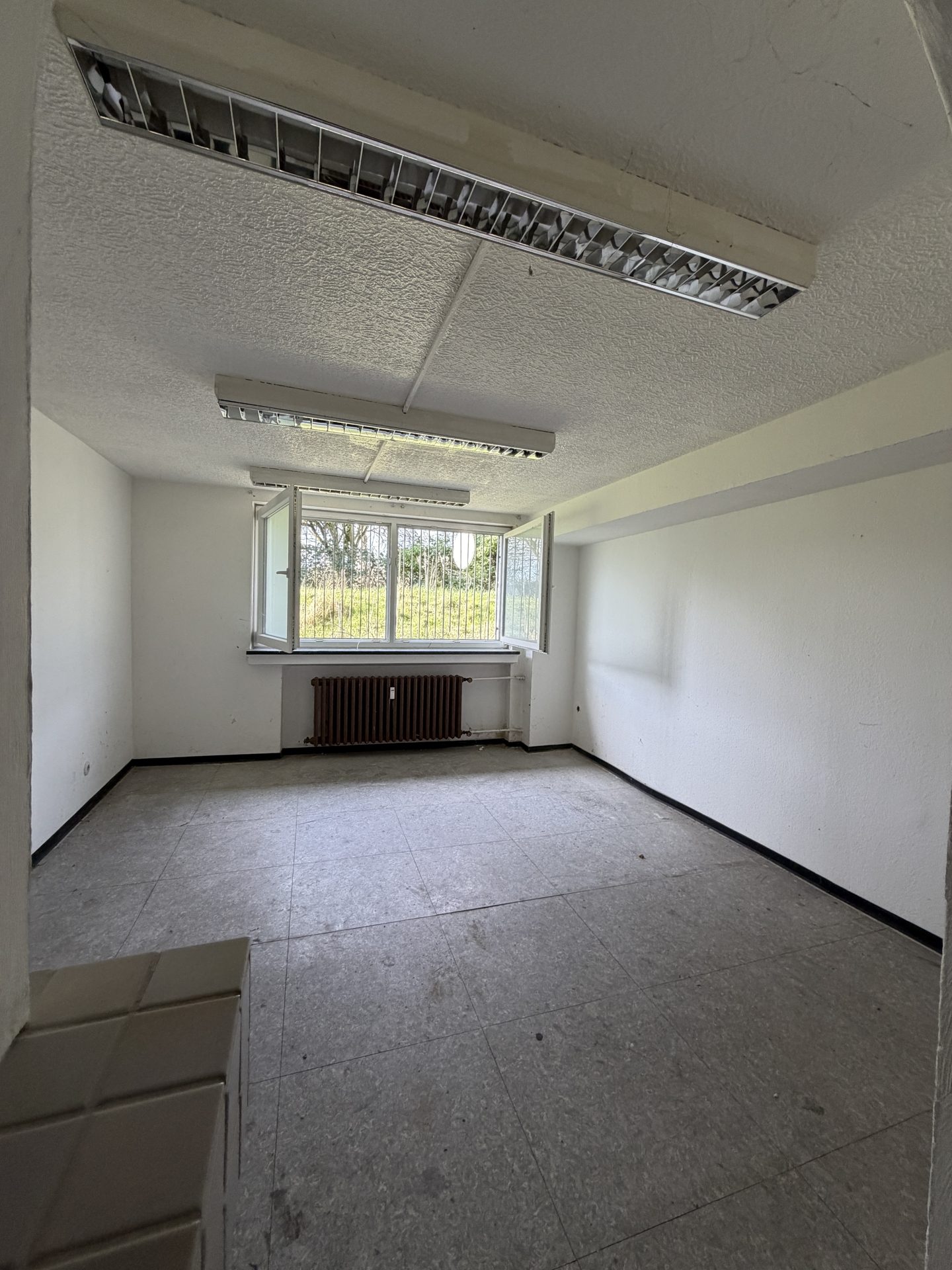 Immobilienangebot - Köln - Alle - Top-Anlageobjekt mit Entwicklungspotenzial
