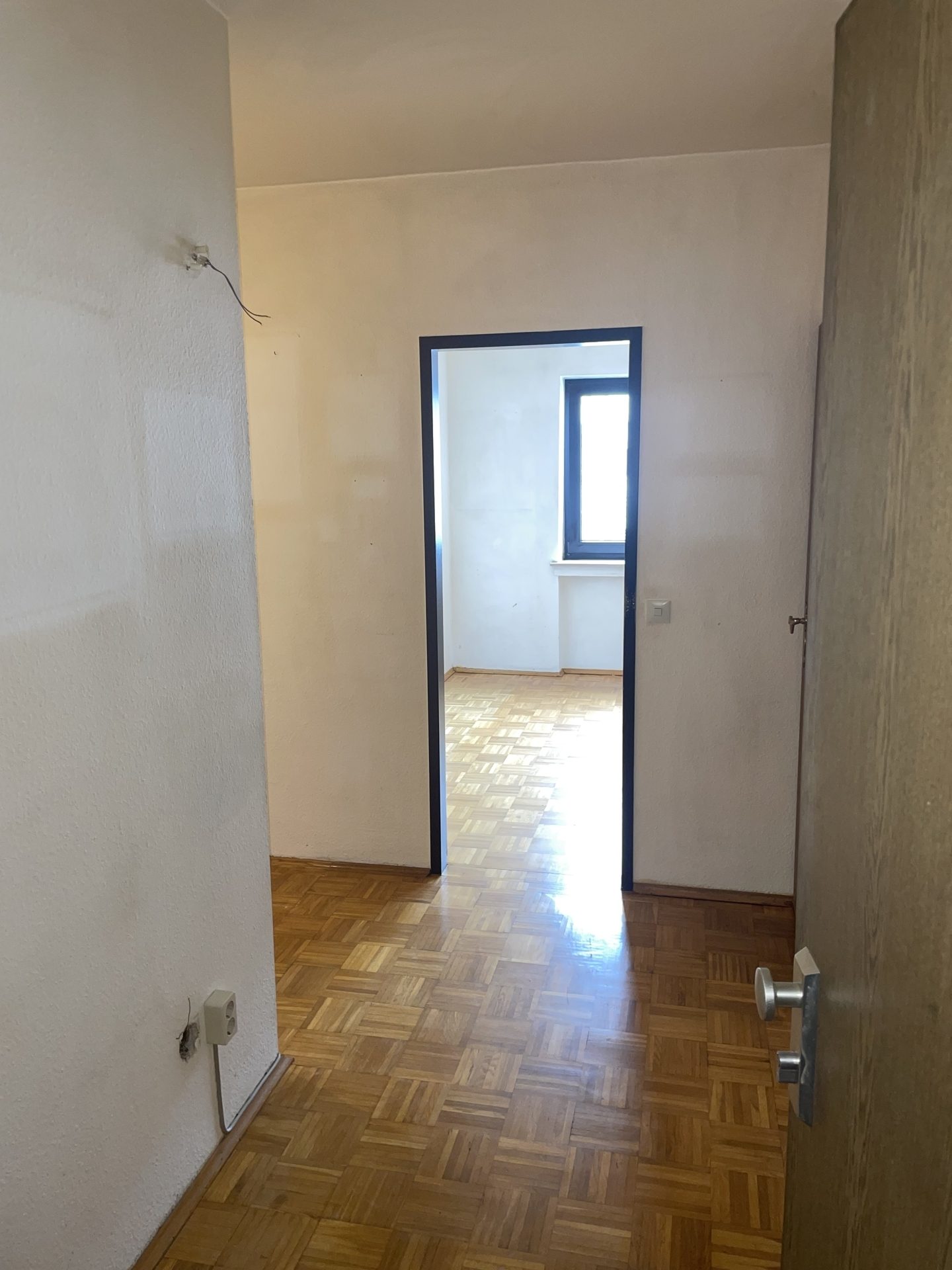 Immobilienangebot - Bonn / Beuel-Mitte - Wohnung - Eigennutzung oder Vermietung am Rhein - klassische ETW in Bonn-Beuel
