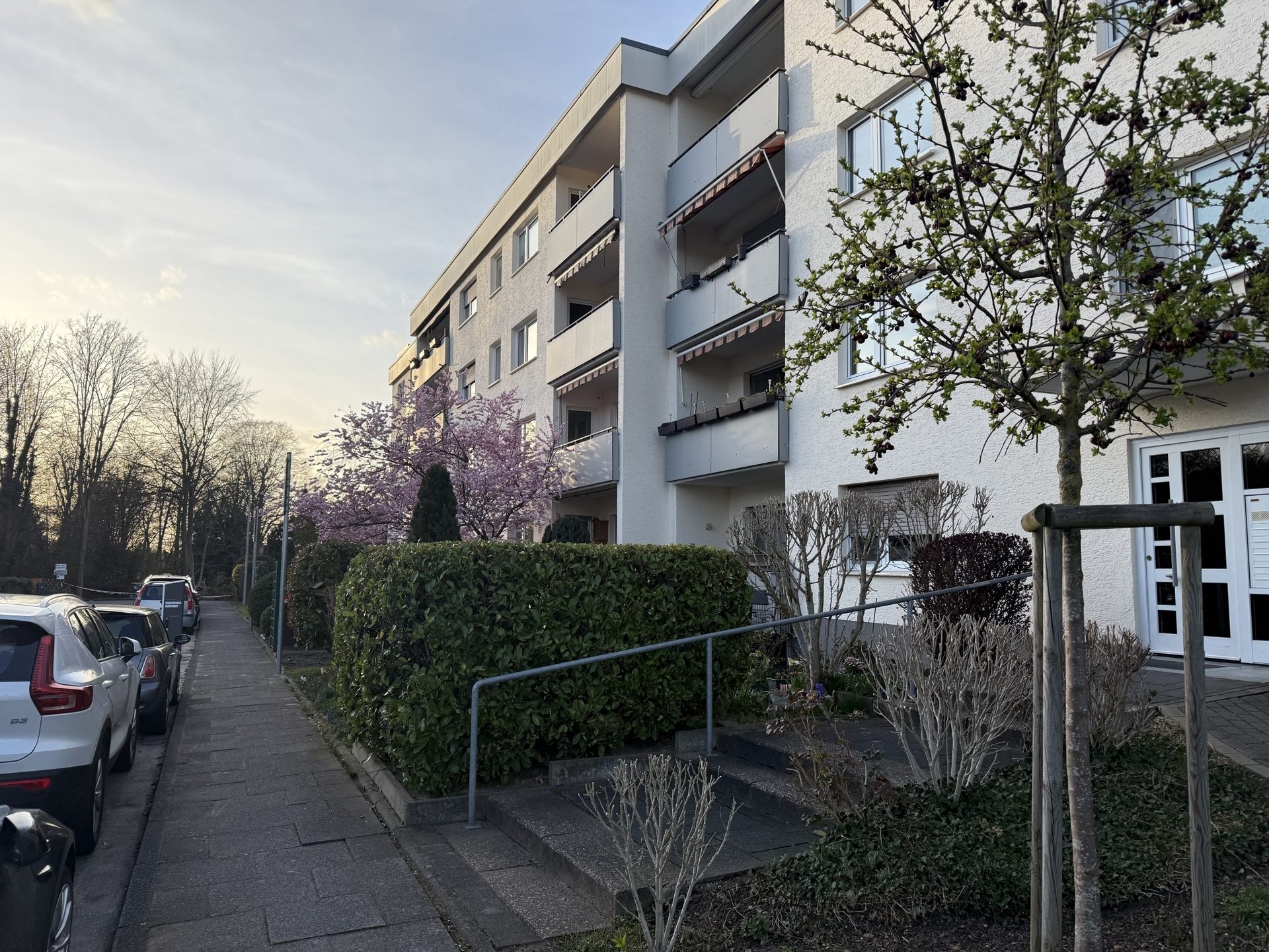 Immobilienangebot - Bergisch Gladbach / Lustheide - Wohnung - Grundbuch statt Sparbuch!