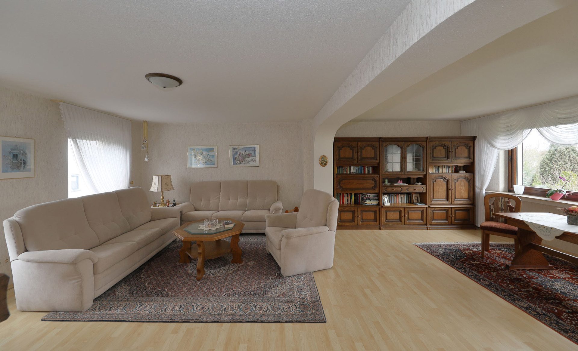 Immobilienangebot - Essen/Überruhr-Hinsel - Haus - Viel Platz in unverbauter Lage – Familienidyll mit Einliegerwohnung