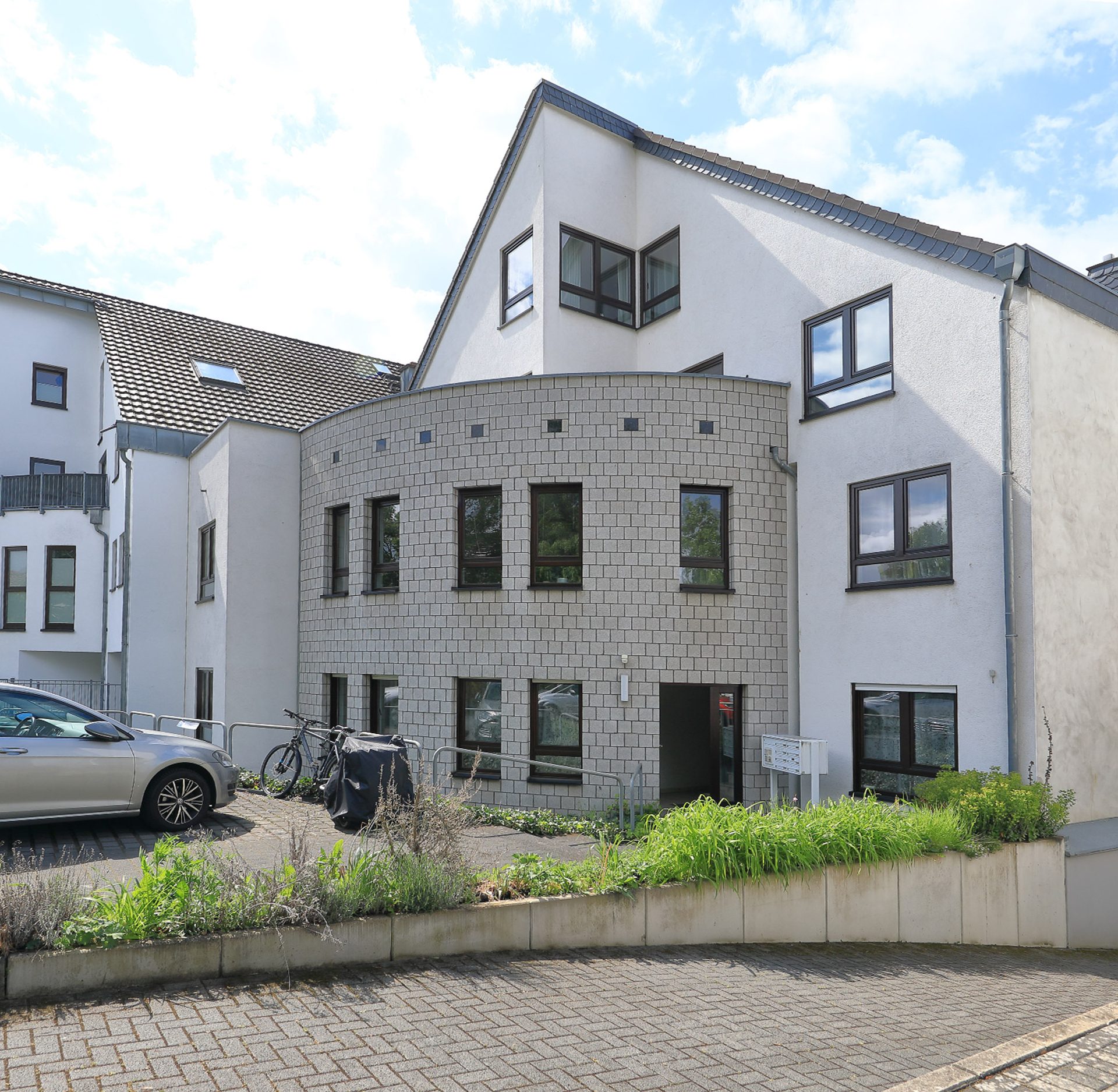 Immobilienangebot - Bonn - Wohnung - Besondere 182 m² Gartenwohnung mit Perspektive