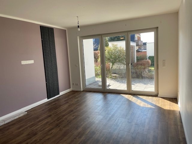 Immobilienangebot - Wesseling / Keldenich - Wohnung - Moderne Erdgeschosswohnung mit Komfort und barrierefreiem Wohnen