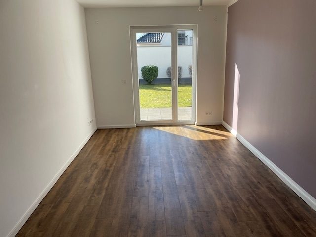 Immobilienangebot - Wesseling / Keldenich - Wohnung - Moderne Erdgeschosswohnung mit Komfort und barrierefreiem Wohnen