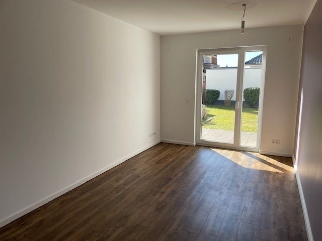 Immobilienangebot - Wesseling / Keldenich - Wohnung - Moderne Erdgeschosswohnung mit Komfort und barrierefreiem Wohnen